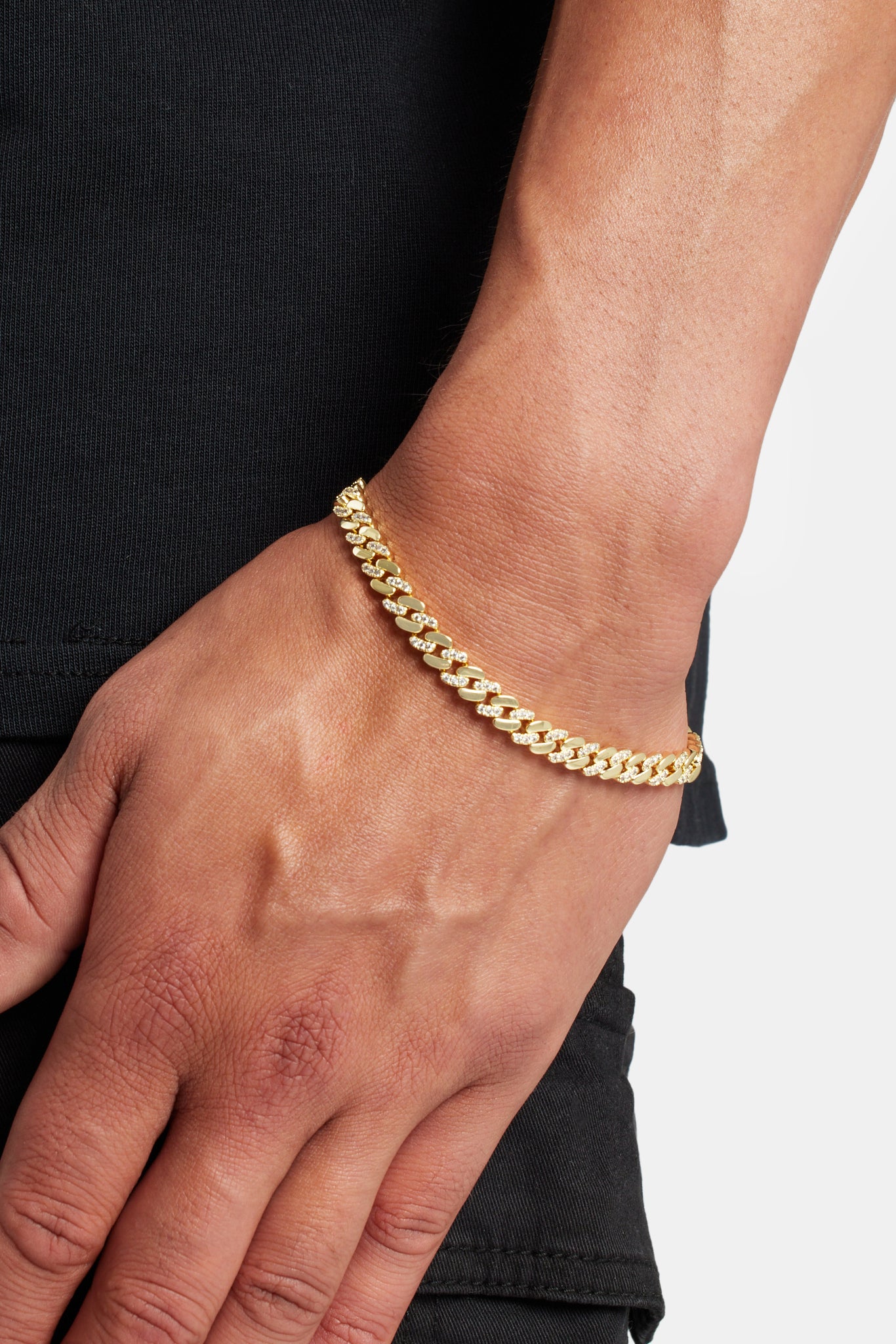 7 mm vergoldetes, poliertes und vereistes Zinkenarmband