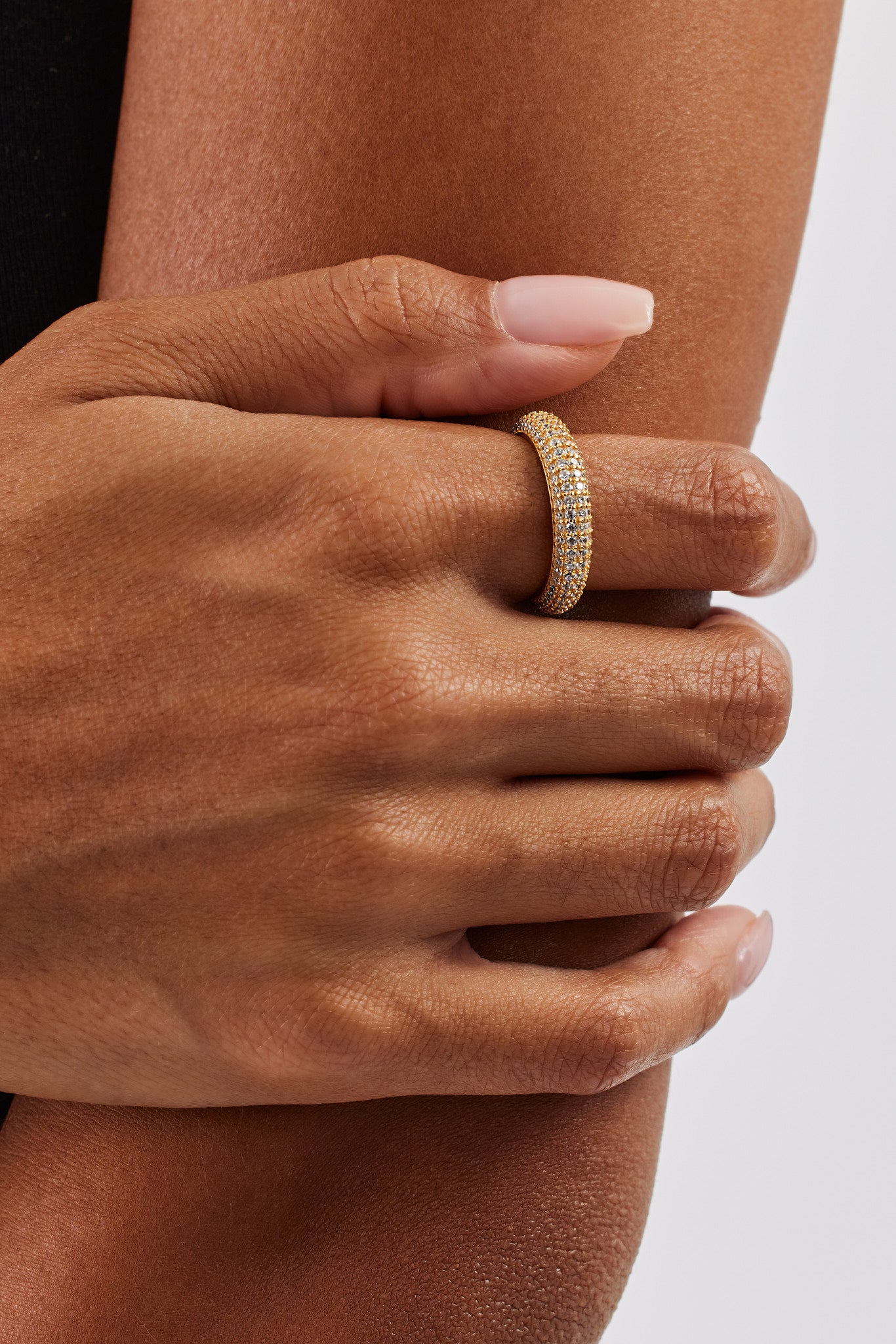 Iced Pave Band Ring – 5 mm – Gold