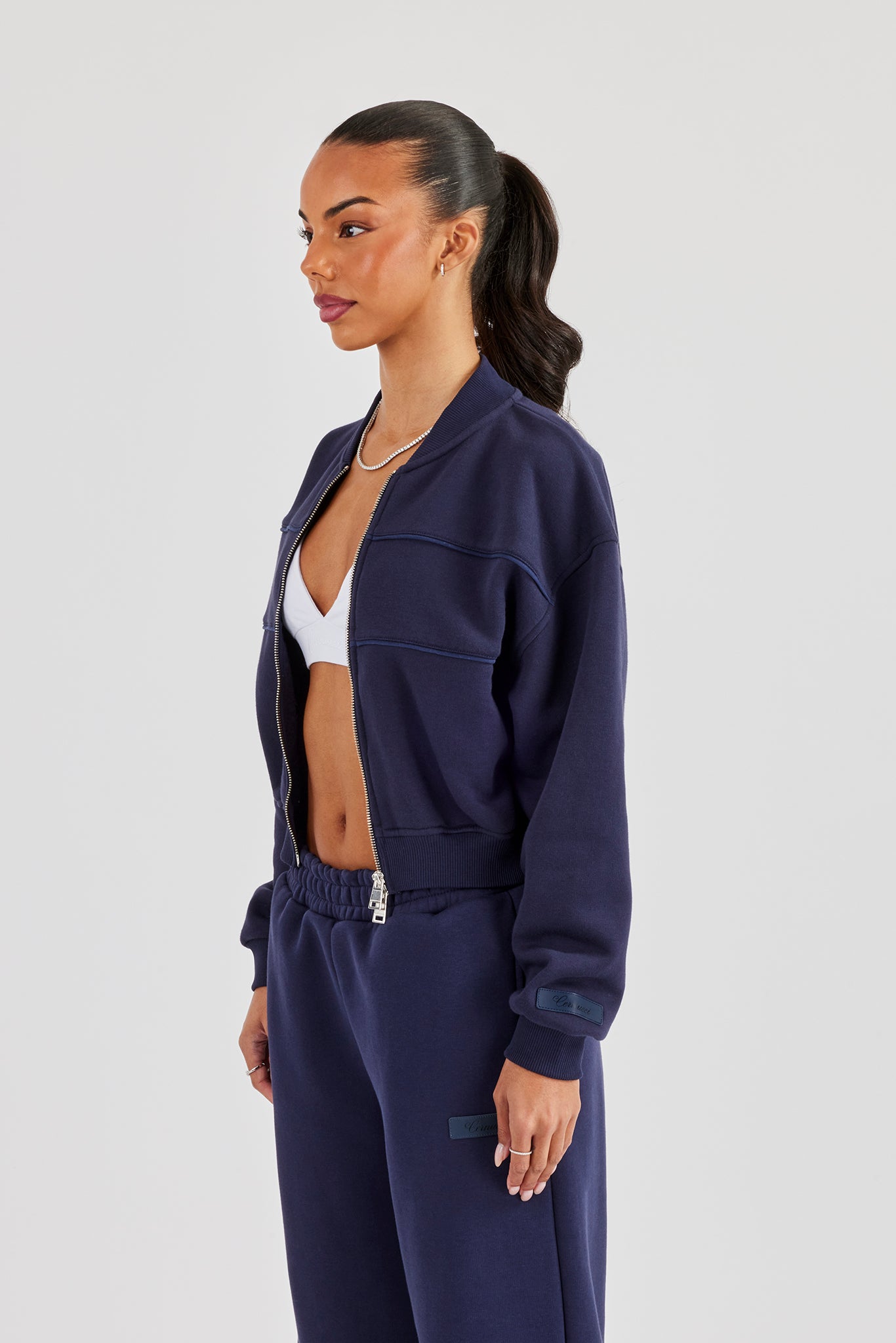 Bomberjacke mit Logo-Tab-Nahtdetail – Marineblau