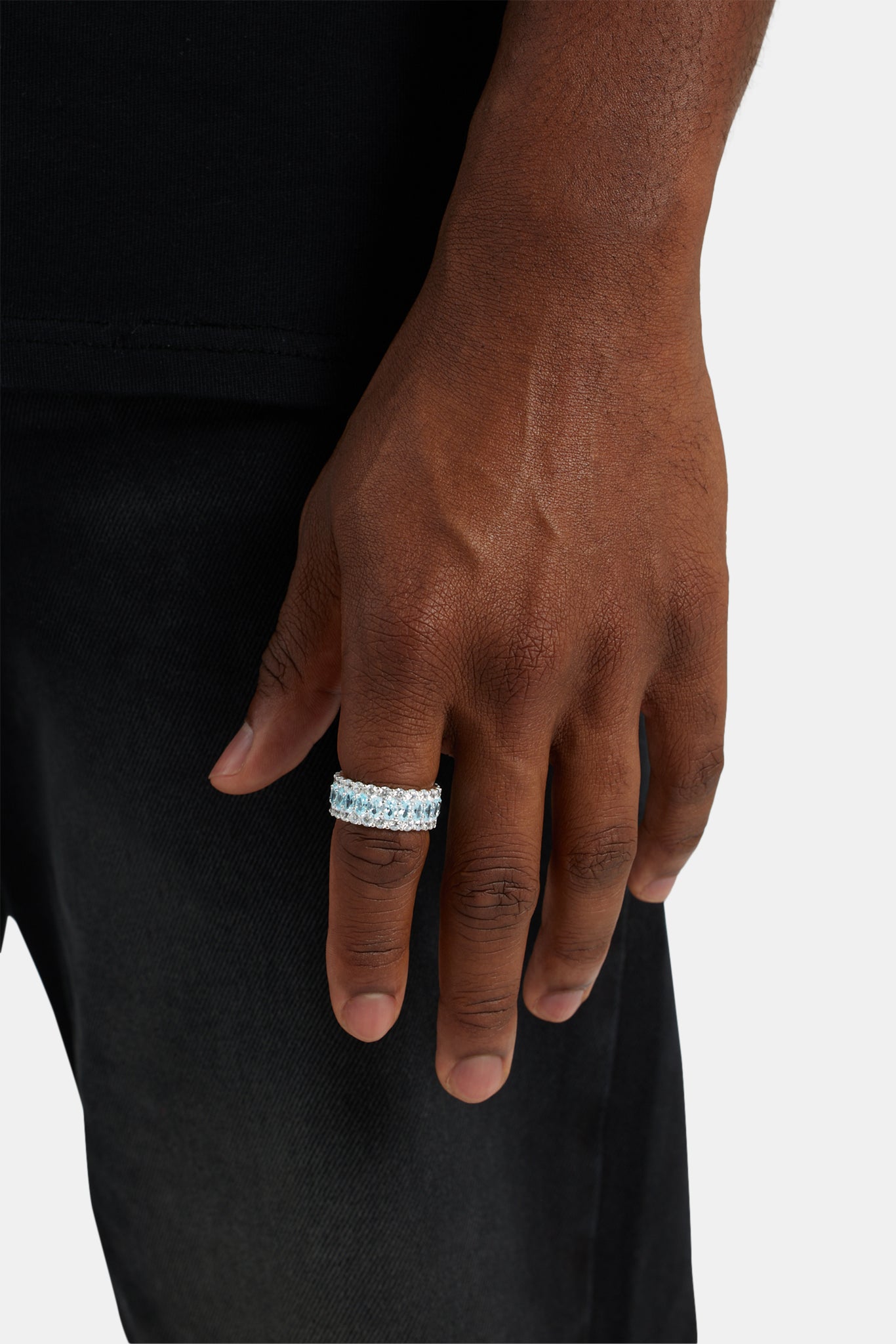 10 mm 925er Ring mit blauen und klaren Zirkoniasteinen