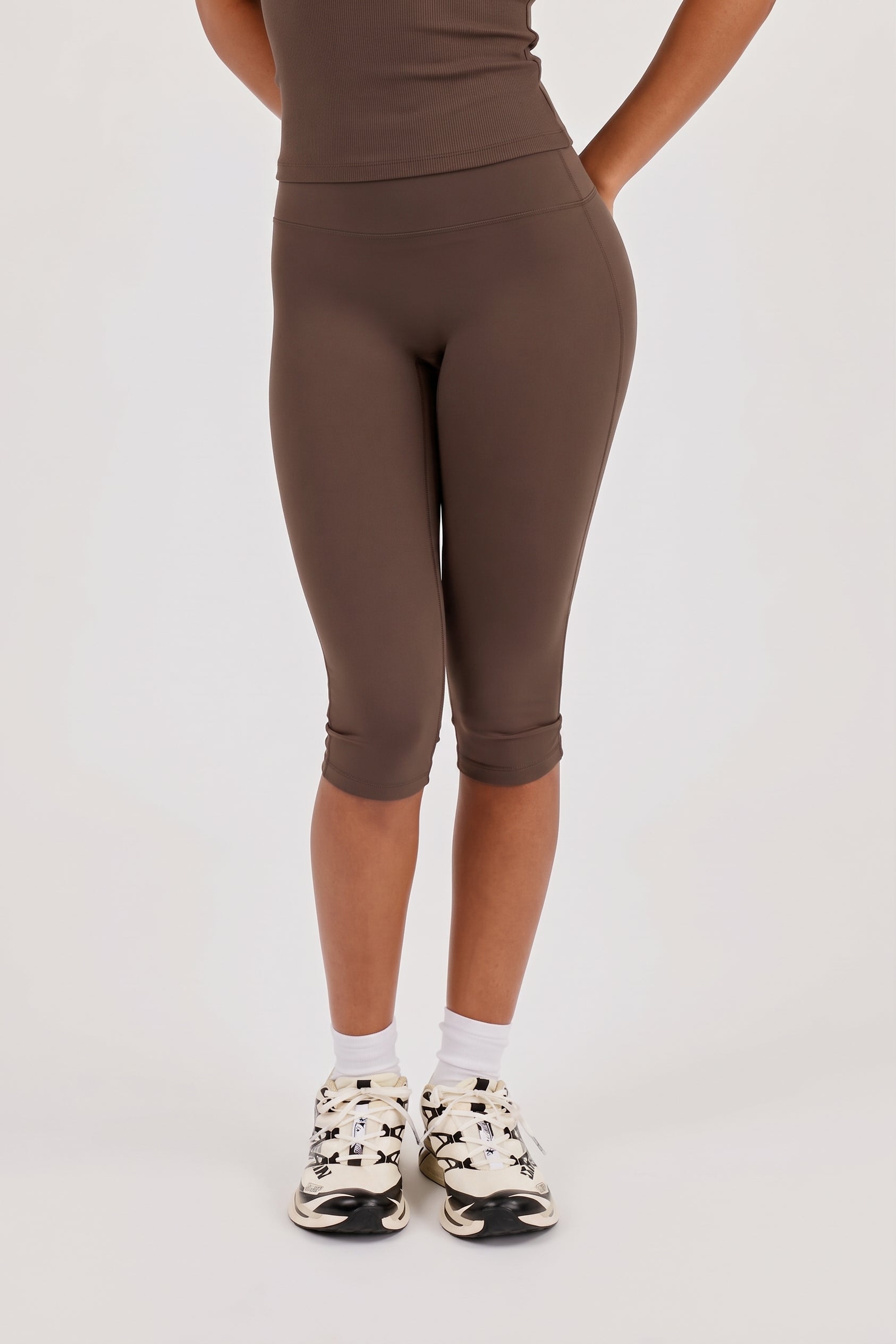 Technical Capri Pant - Chocolate