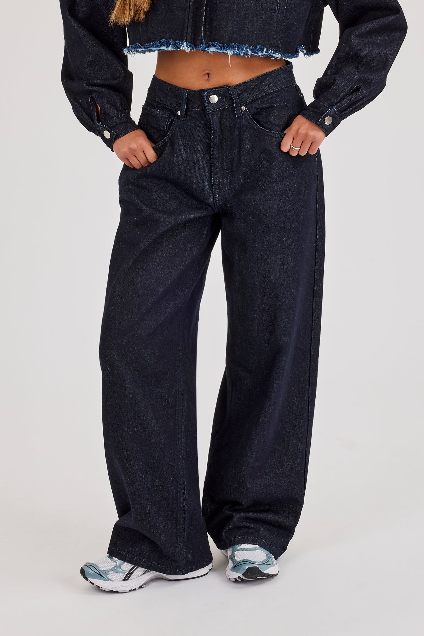 Womens Low Rise Baggy Jean - Indigo