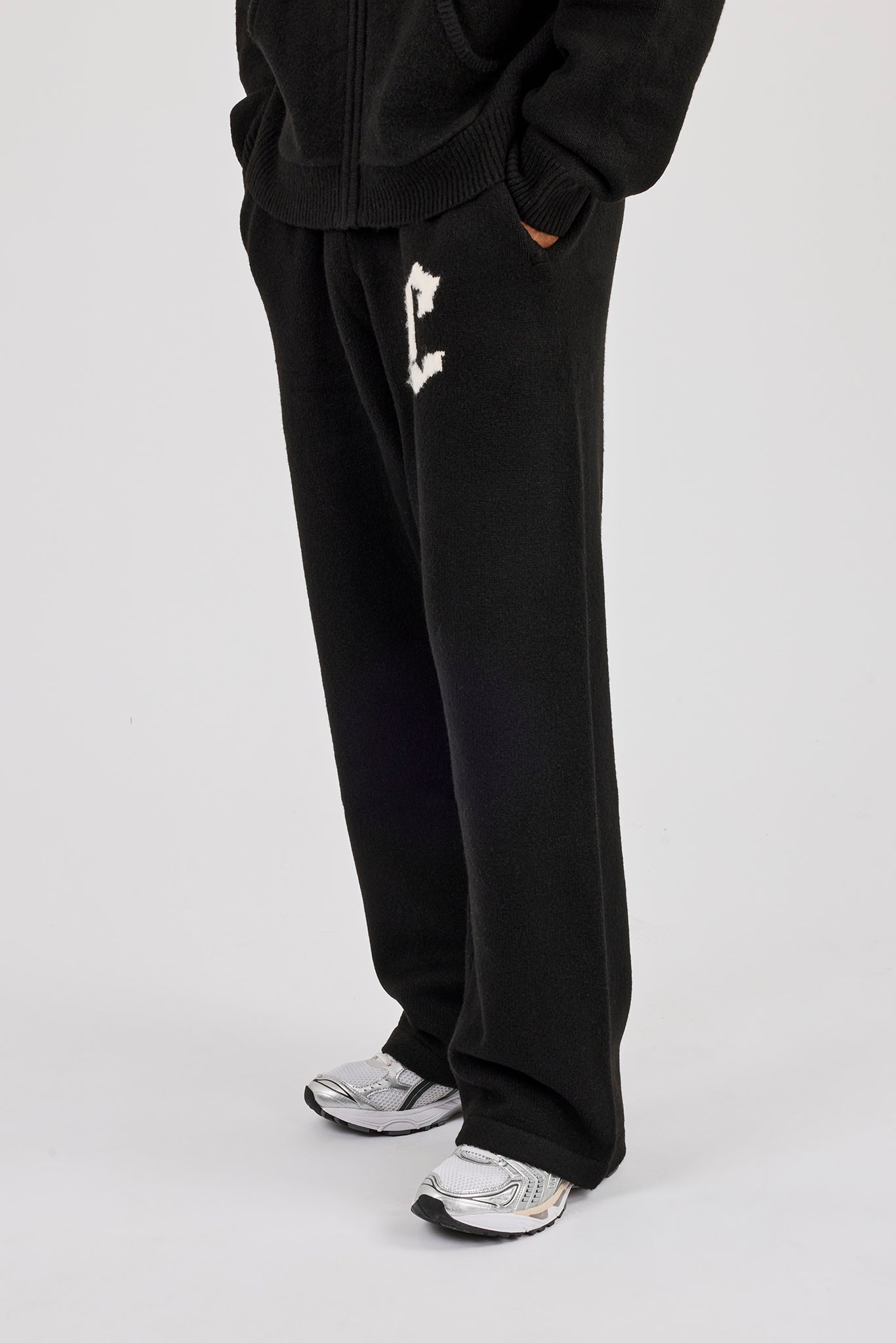 Mens C Knitted Jogger - Black