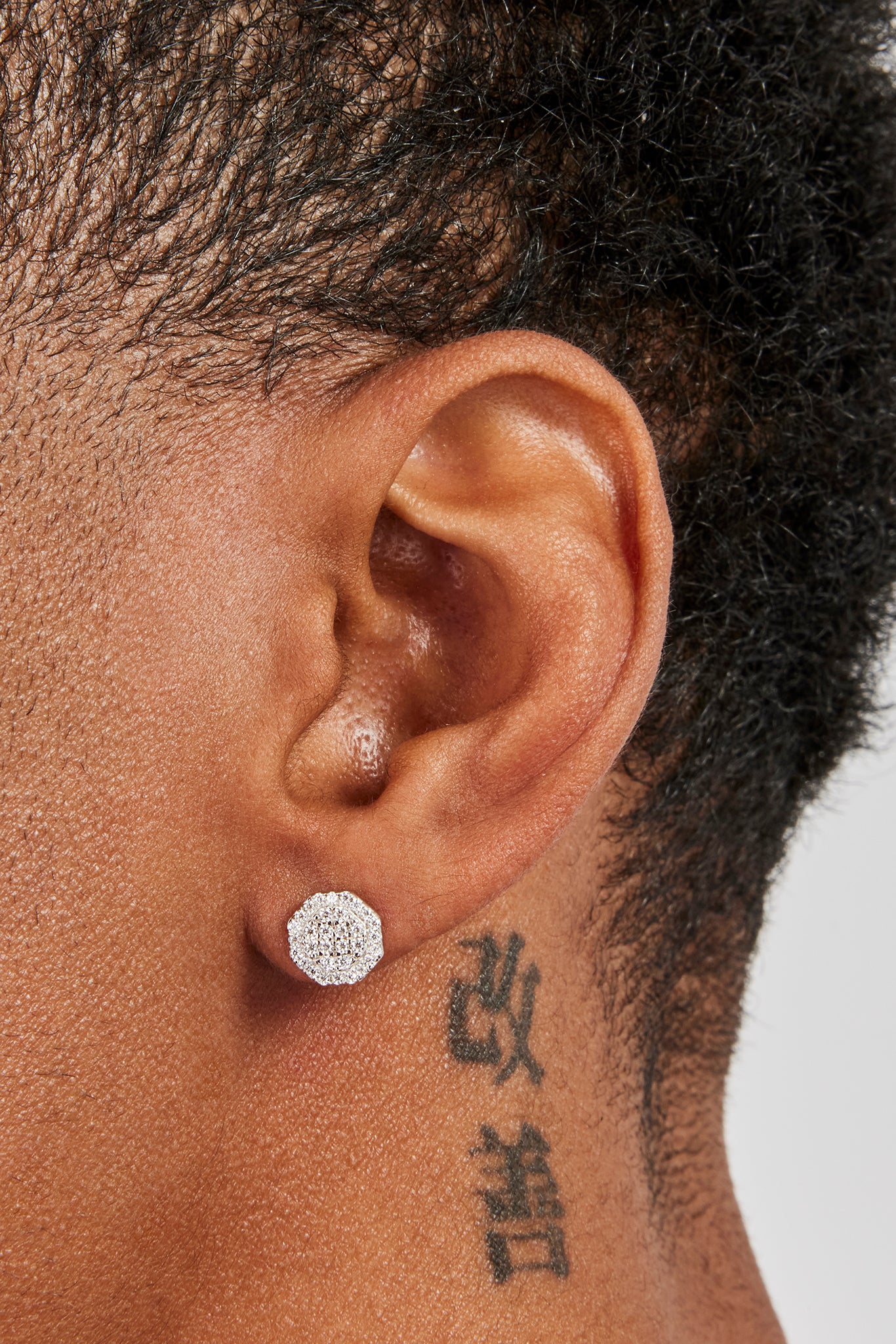 Hobt Men's Moissanite Stud Earrings - 2CT Total, Black Sterling Silver - Diamond Alternative With Certificate