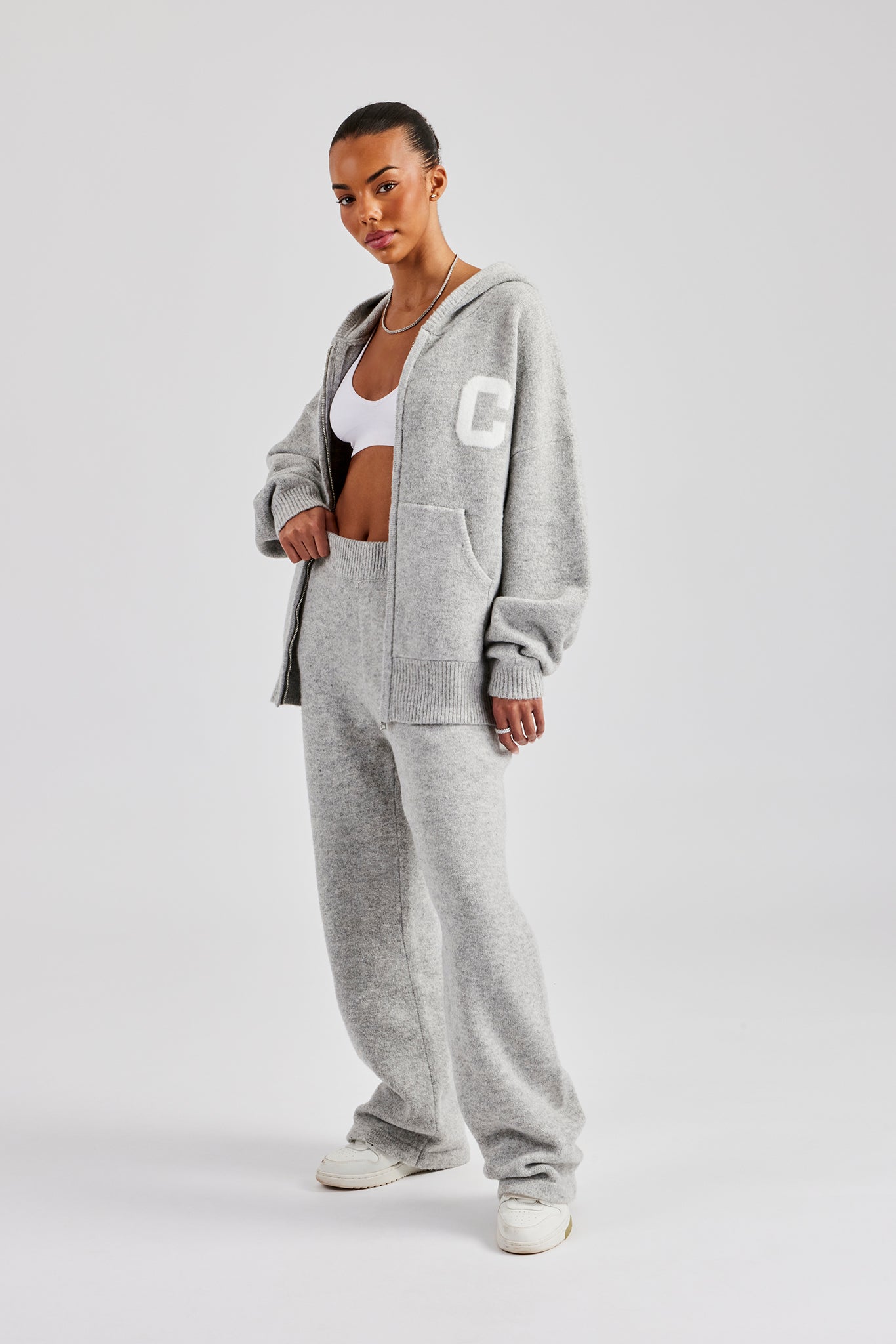 AU-NOVKNIT01-W-G_AU-NOVKNIT02-