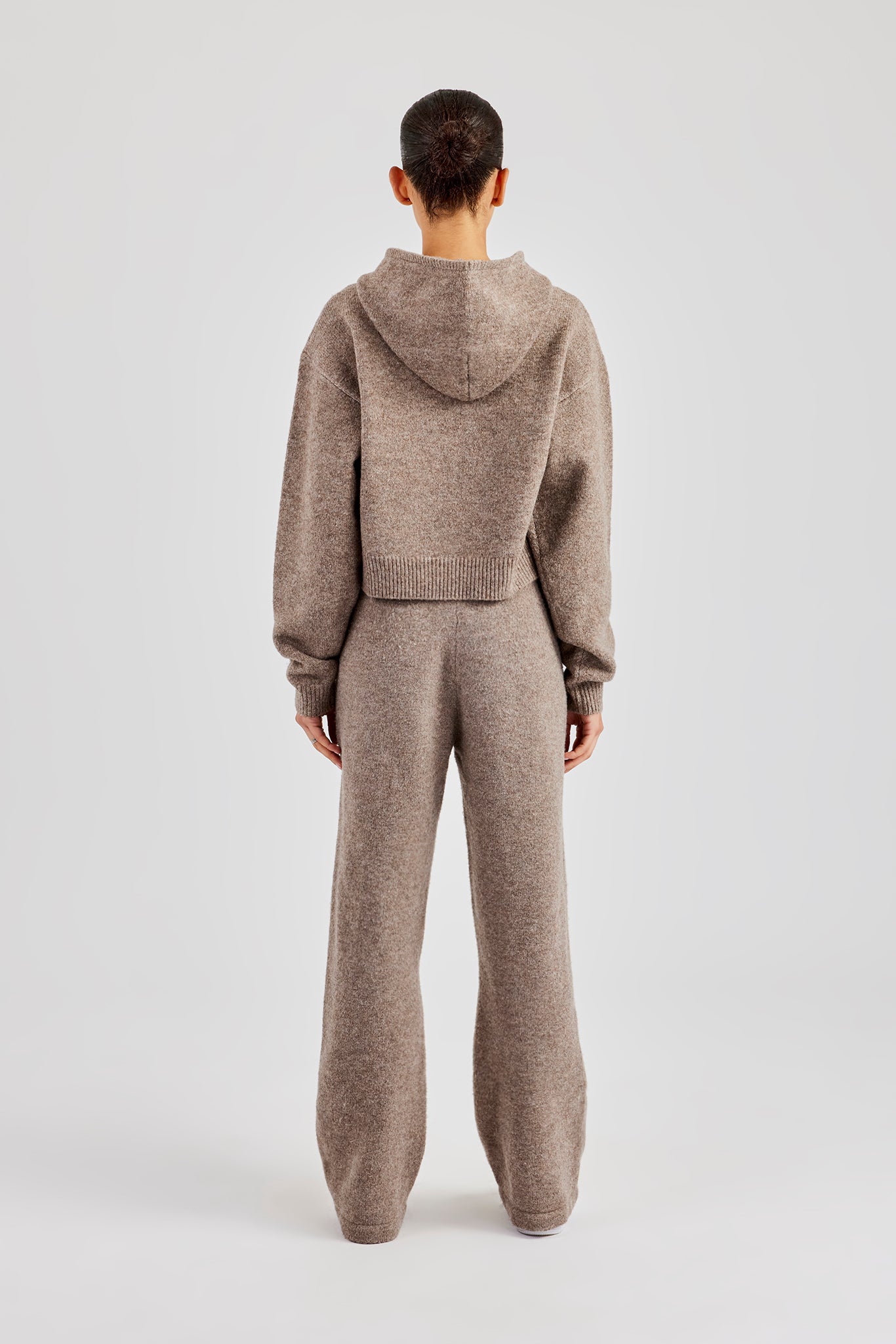 Gestrickter C-Hoodie und Jogginghose mit weitem Bein – Taupe
