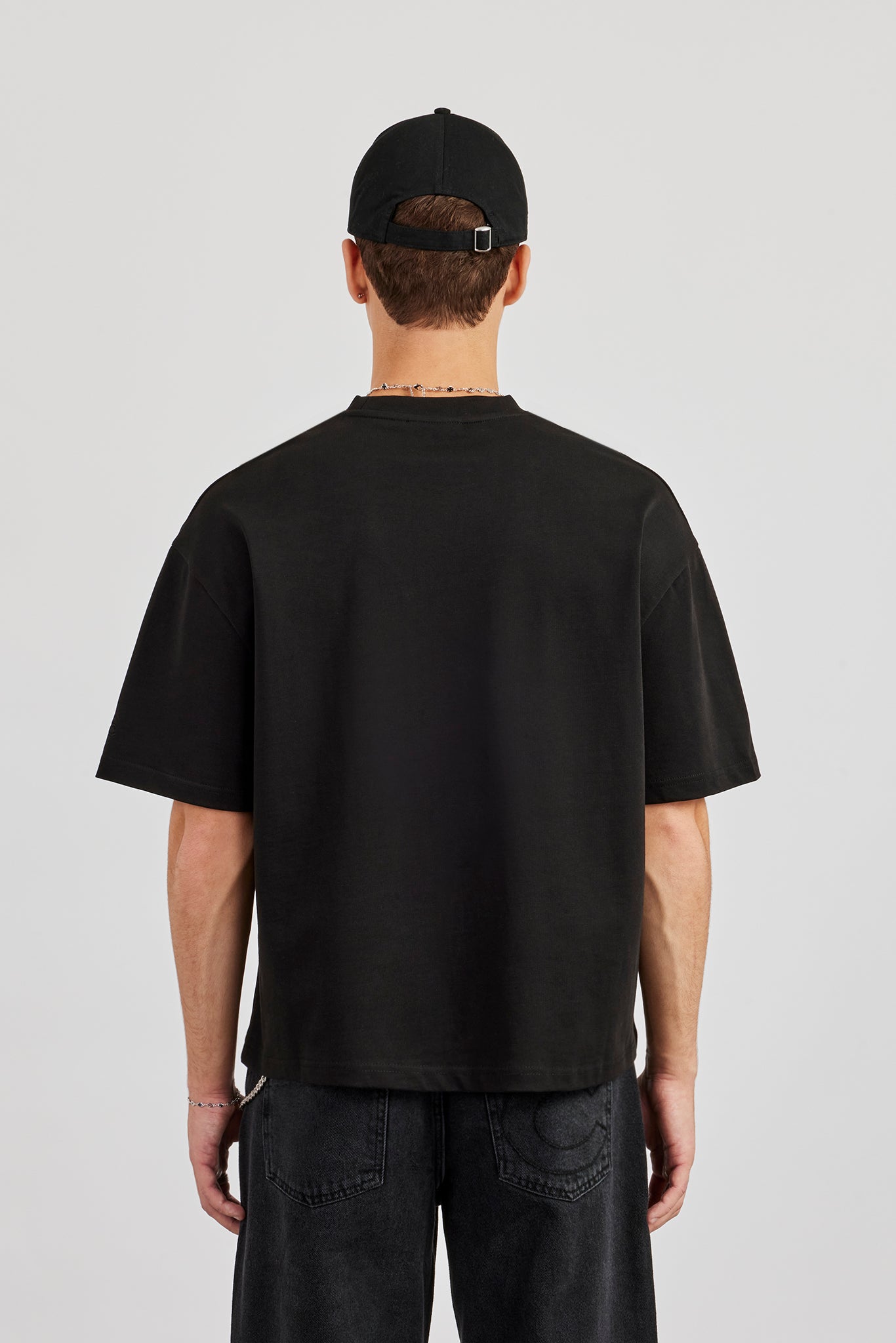 Cernucci Boxy T-Shirt - Schwarz