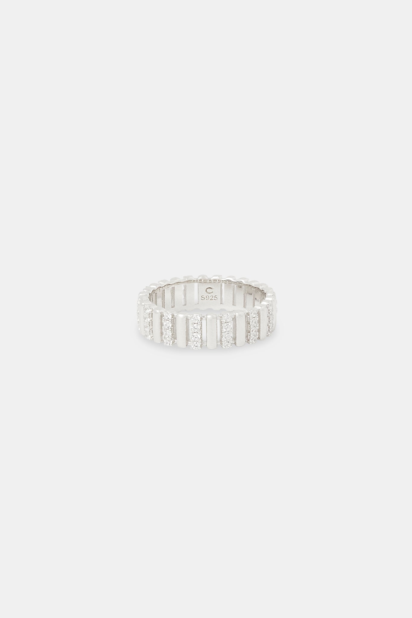 Polished Iced Panelled Ring - 6mm