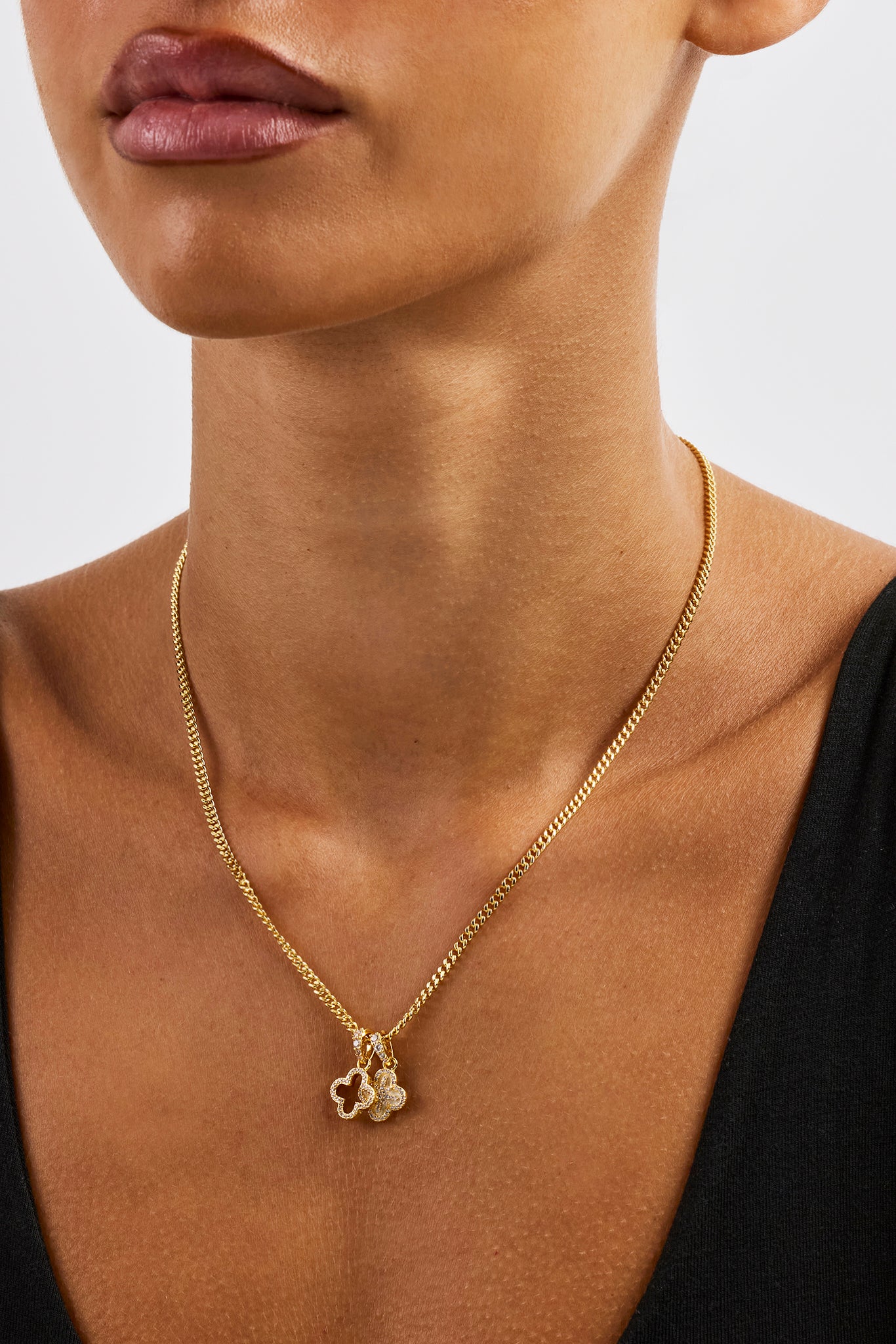 Halskette mit Doppelsternmotiv – 8 mm – Gold