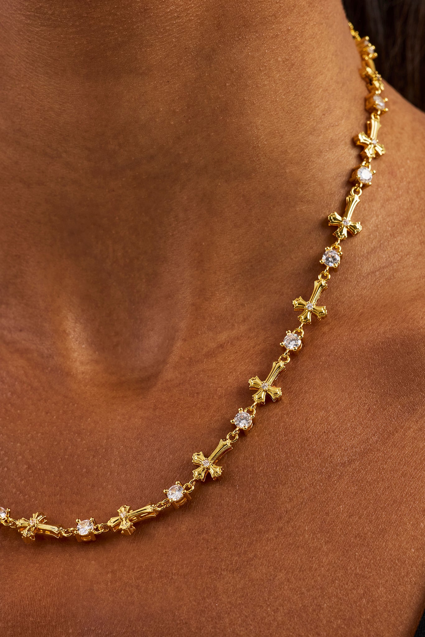 Polished Cross & Circular CZ Chain - 4mm - Gold