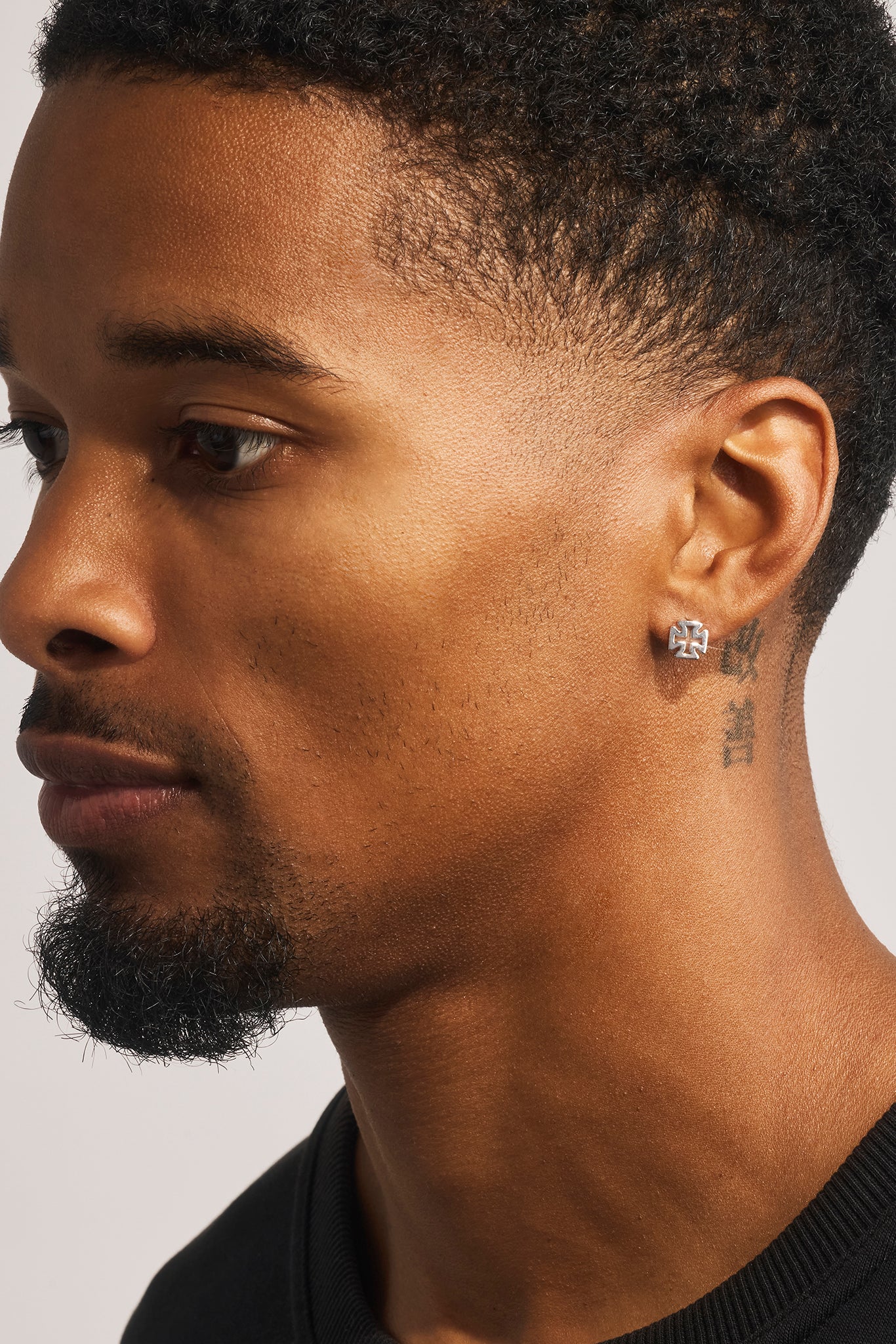 Polished Cross Motif Stud Earrings - 8mm - White