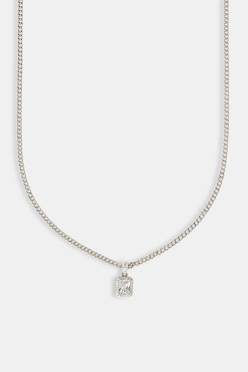 Halskette mit vereistem Lünettenanhänger – 10 mm