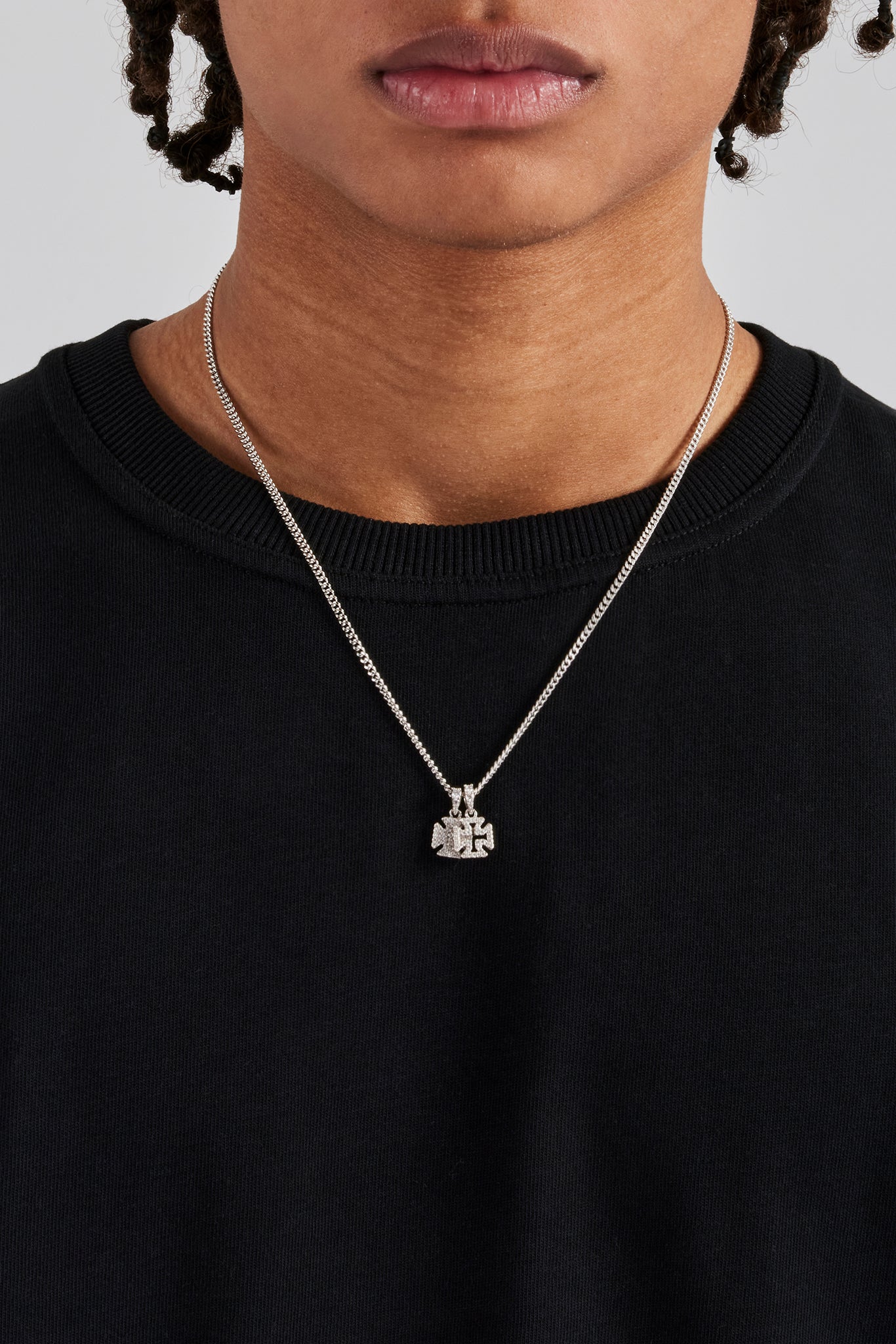 Kubanische Halskette mit vereistem Doppelkreuzmotiv – 10 mm