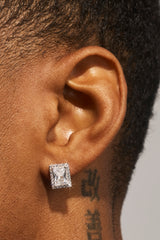 Ohrstecker "Iced Baguette Cluster" – 10 mm – Weiß