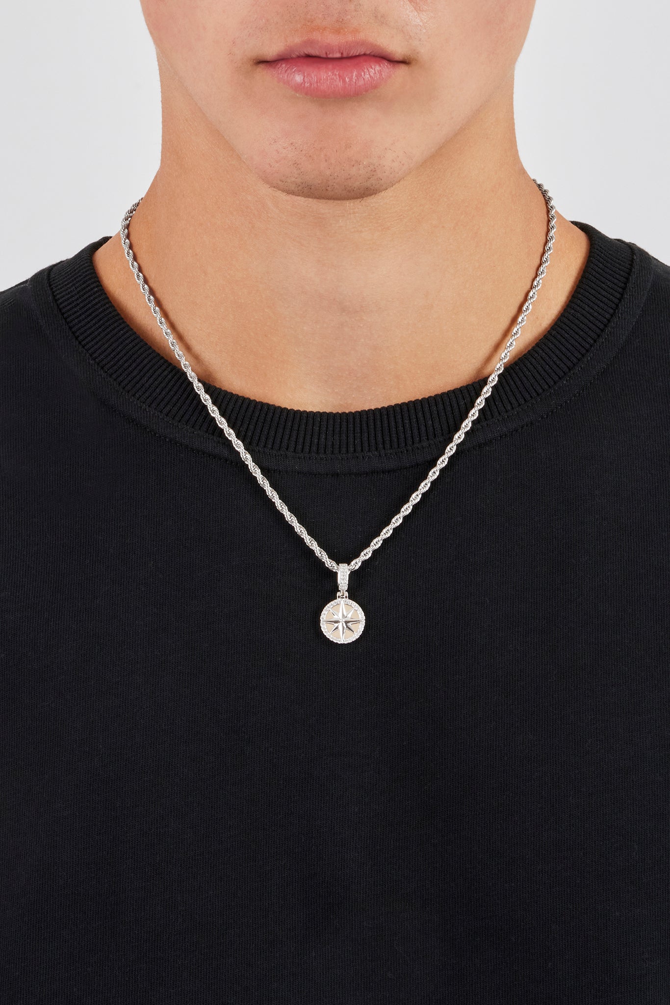 Iced Edge Kompass Anhänger - 15mm