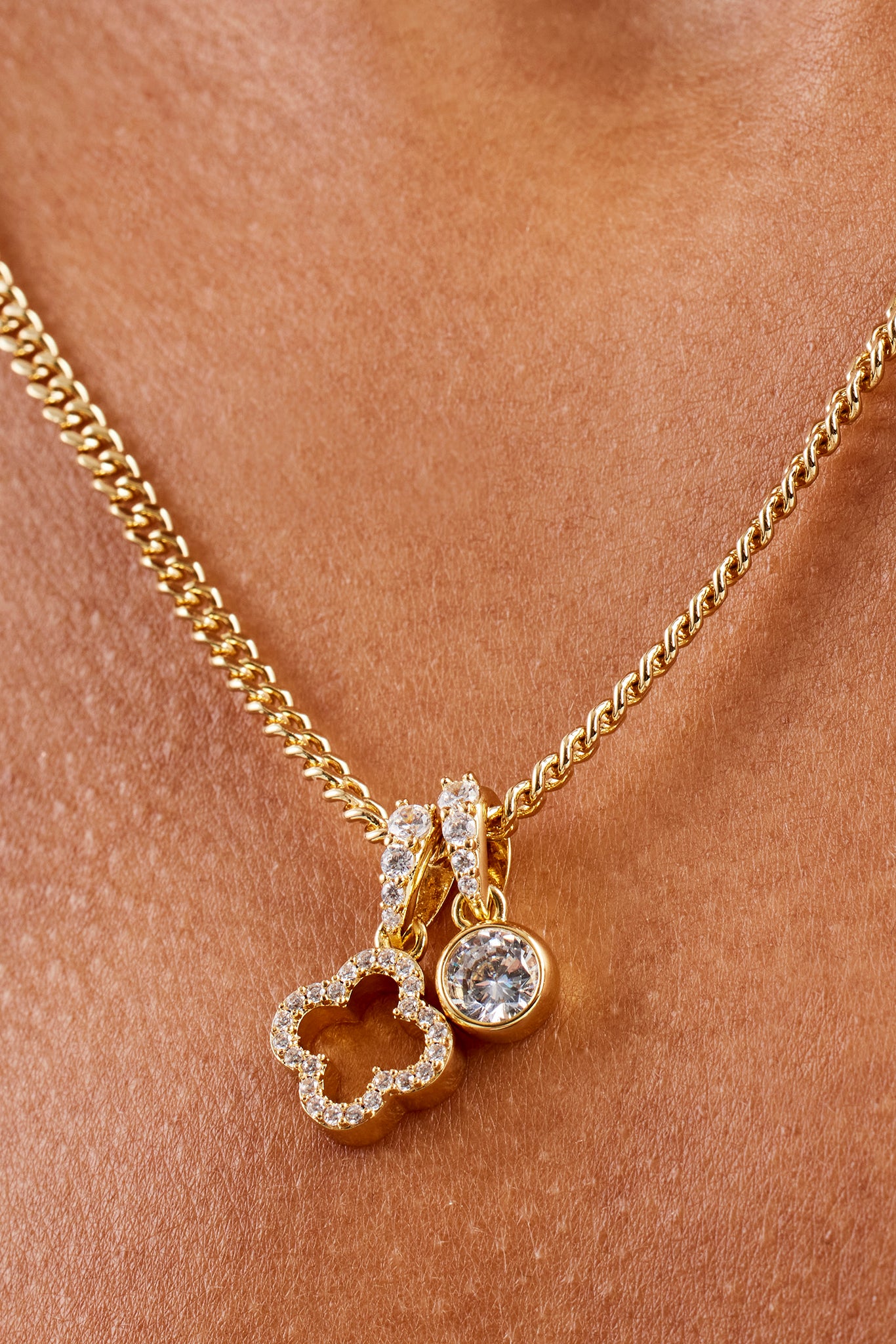 Halskette mit Eismotiv-Umriss und Edelstein – 10 mm – Gold