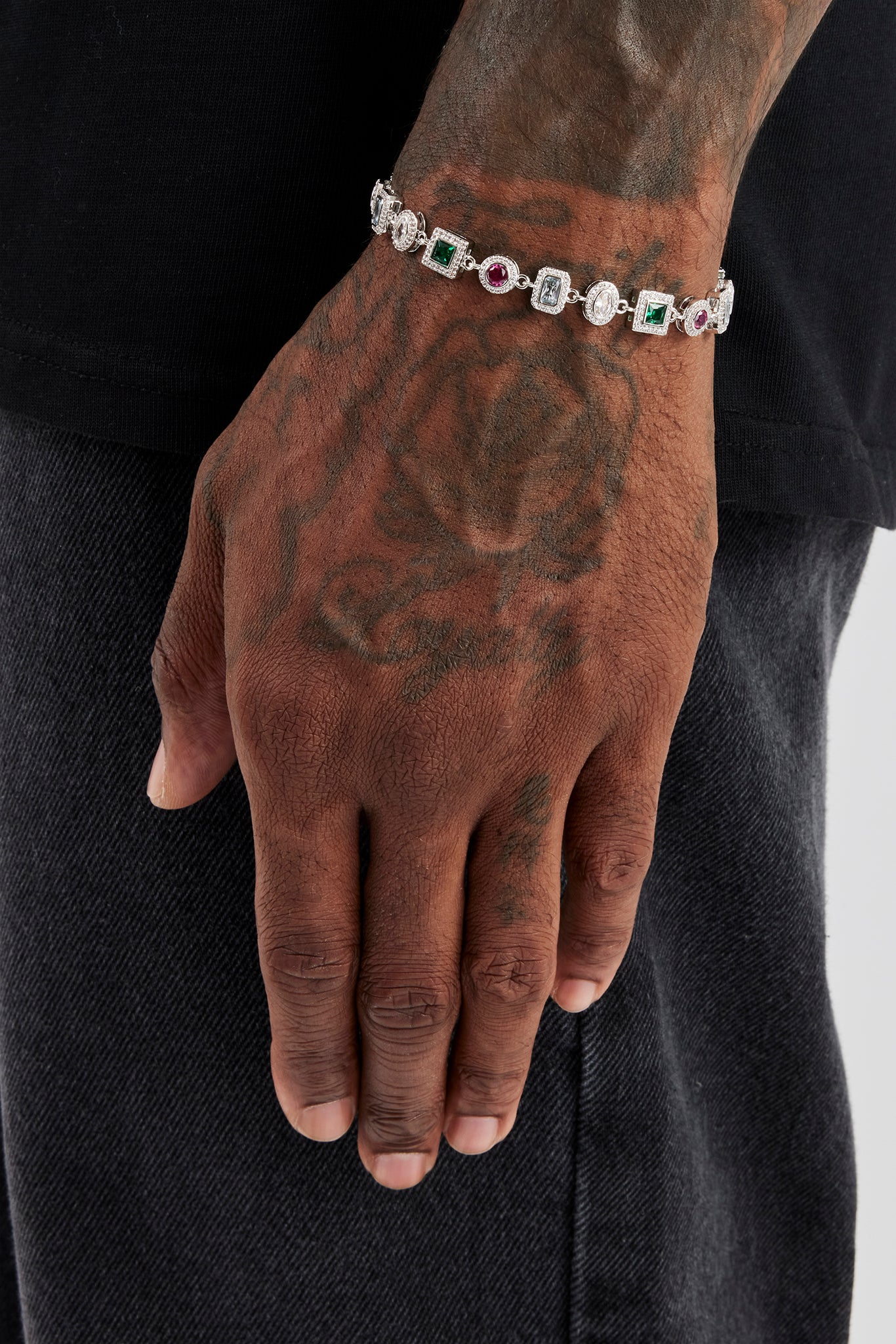 Mehrfarbiges Cluster-Armband mit gemischten Formen – 6 mm