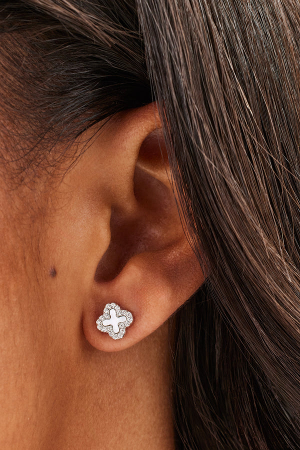 Motif Mother of Pearl Stud Earrings - 8mm - White