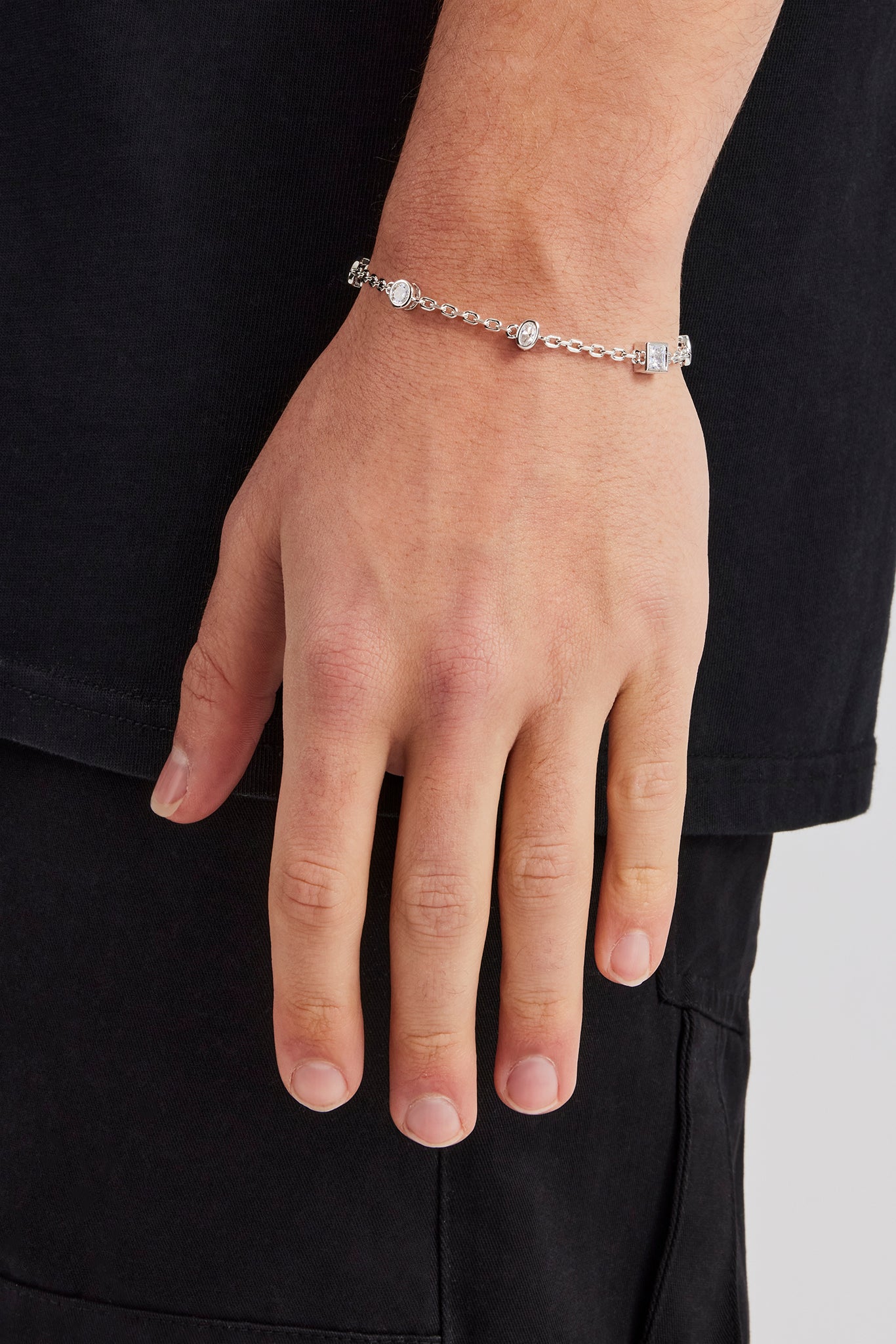 Rolo-Gliederarmband mit Edelsteinen in verschiedenen Formen – 6 mm