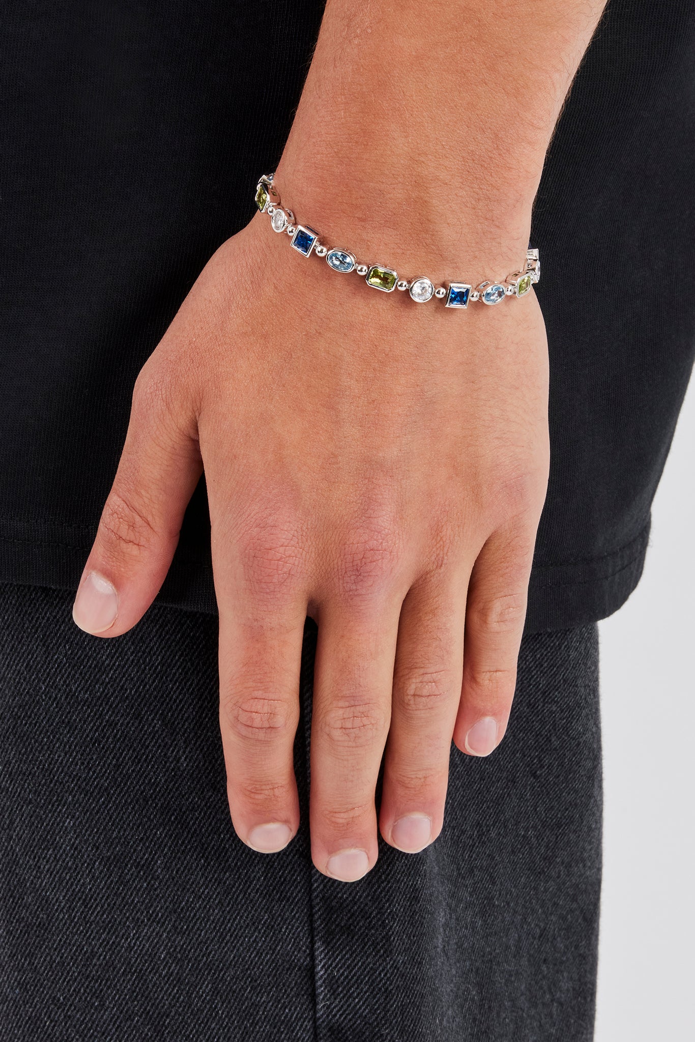 Gliederarmband mit Edelsteinen in verschiedenen Formen – 6 mm