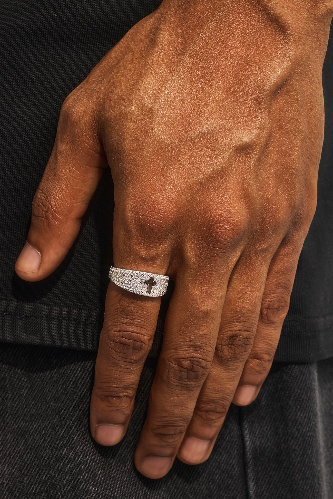 Iced Band Cross Outline Ring - 10mm - White