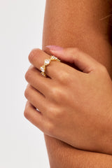 Iced Oval Stone Ring - 6mm - Gold