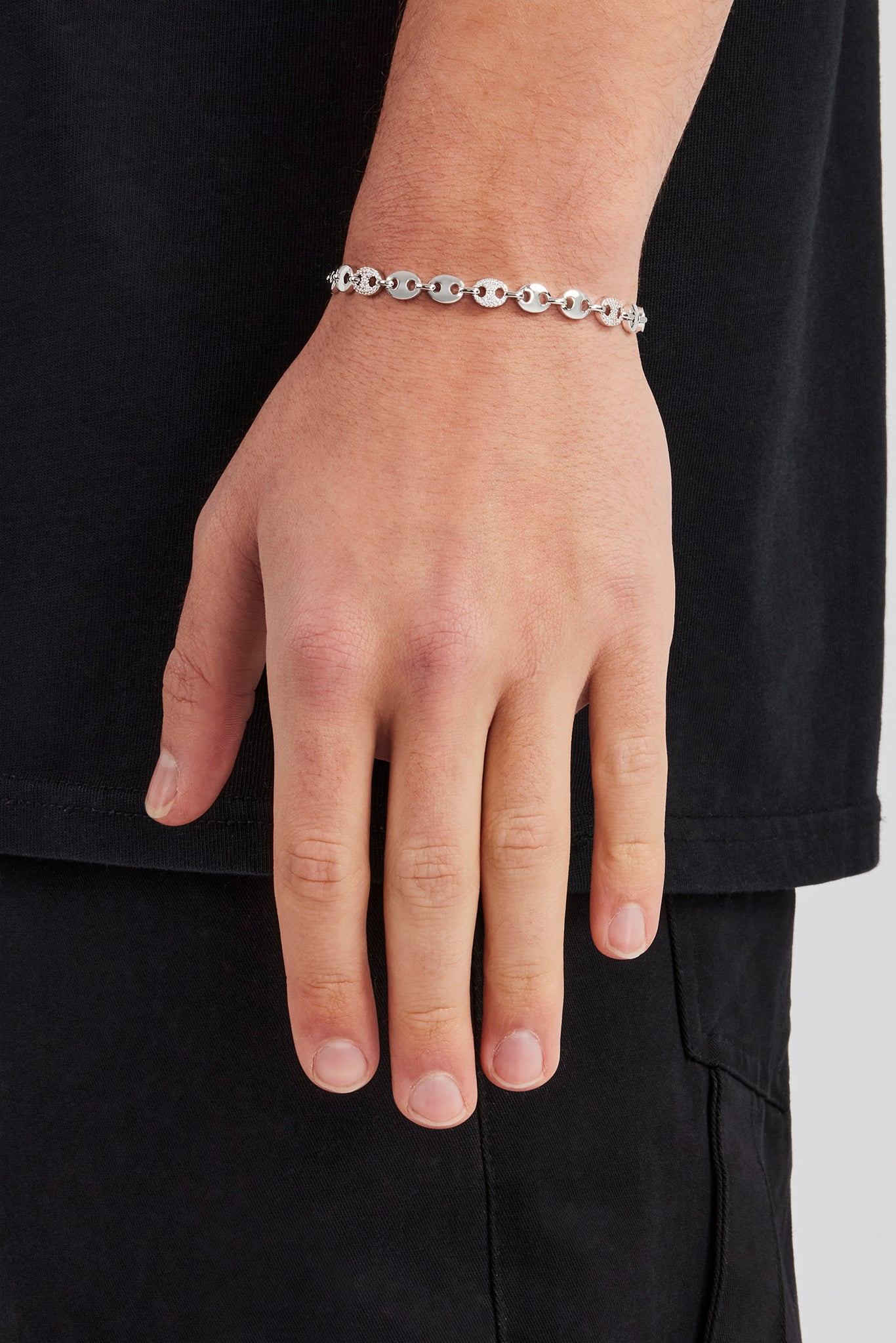 Poliertes und eisiges CZ-Pavé-Kaffeebohnenarmband – 5 mm