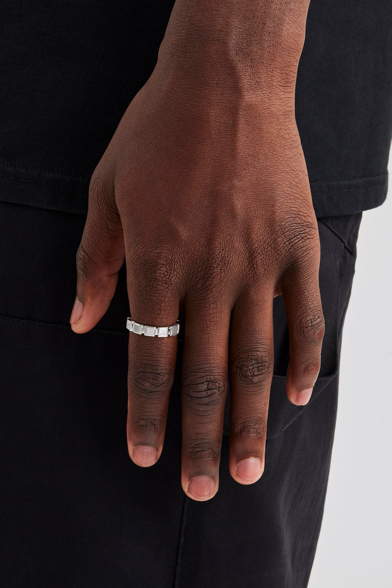 Polierter und vereister quadratischer Bandring – 5 mm