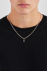 Halskette mit poliertem Sternumriss – 10 mm