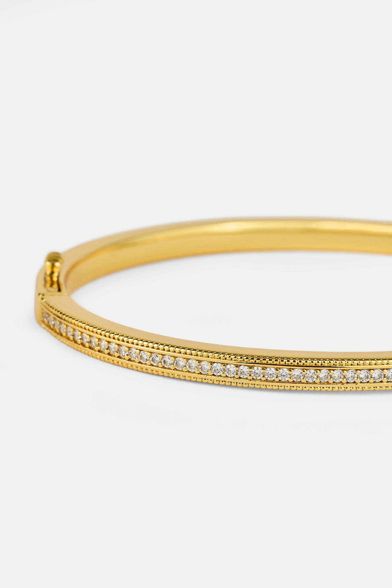 Polished & Iced Band Bangle - 4mm - Gold