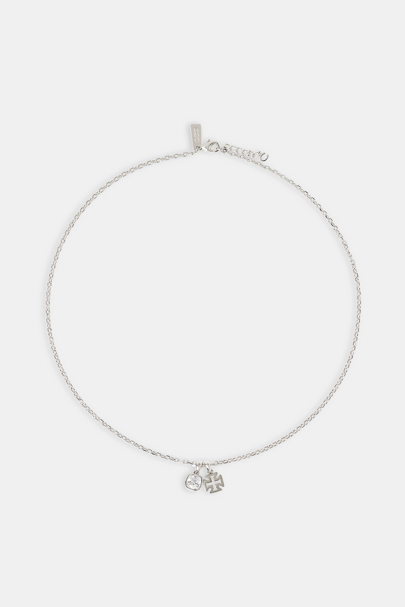 Halskette mit poliertem Kreuz und klarem Edelstein – 10 mm