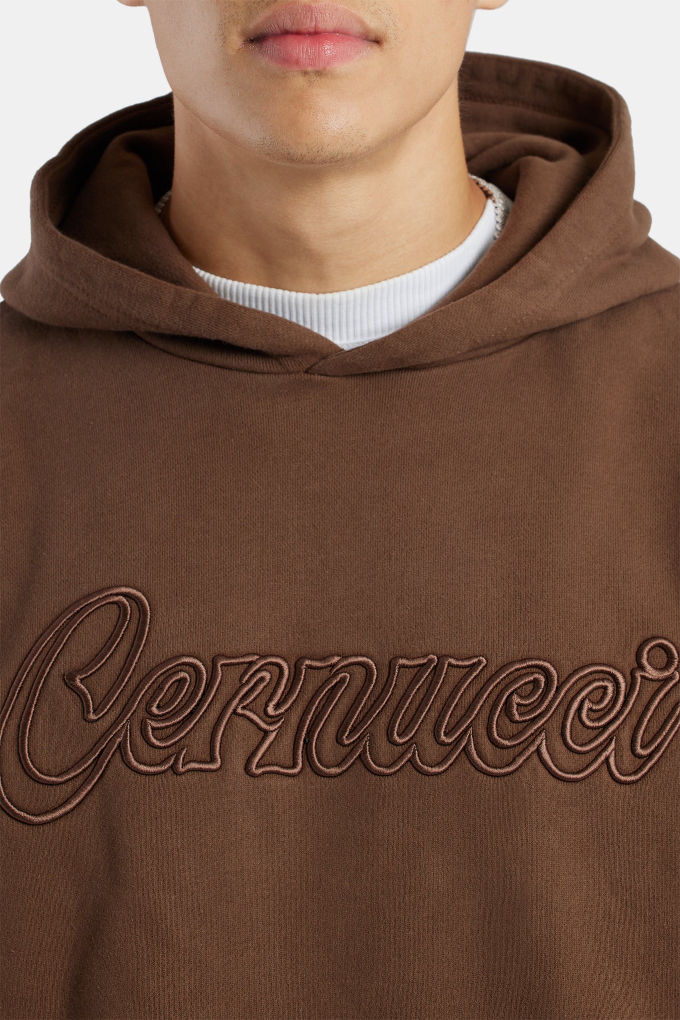 ミュージシャン EMBROIDERY LOGO HOODIE / CHOCOLATE BROWN Cernucci Embroidered Hoodie - Chocolate