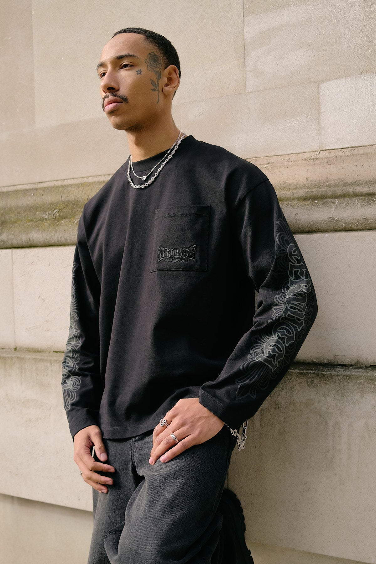 Long Sleeve Embroidered Pocket T-Shirt - Washed Black