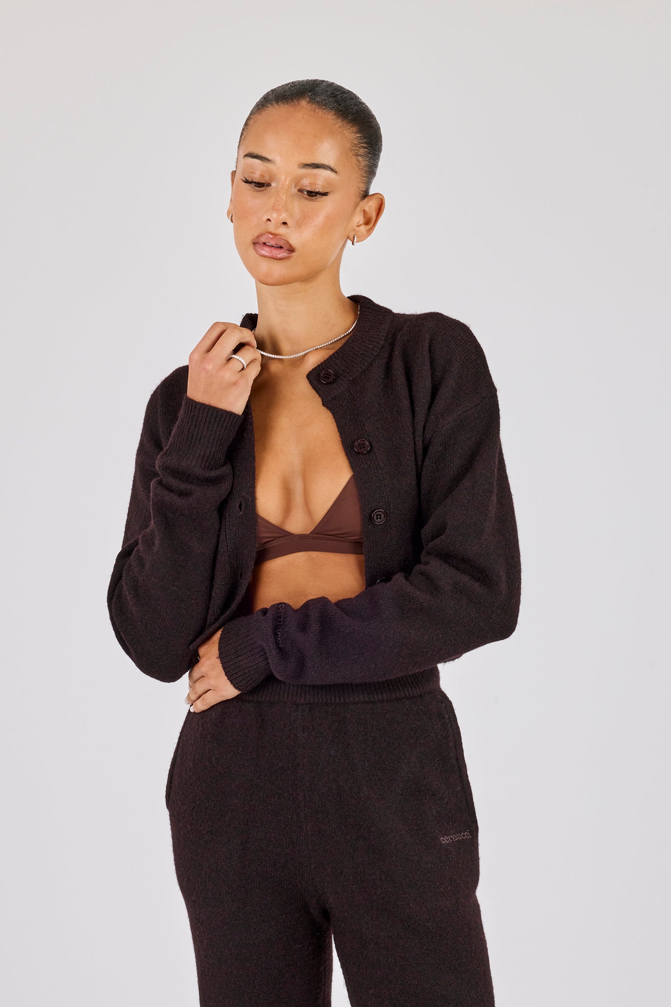 Kurzer Strickcardigan – Schokoladenbraun