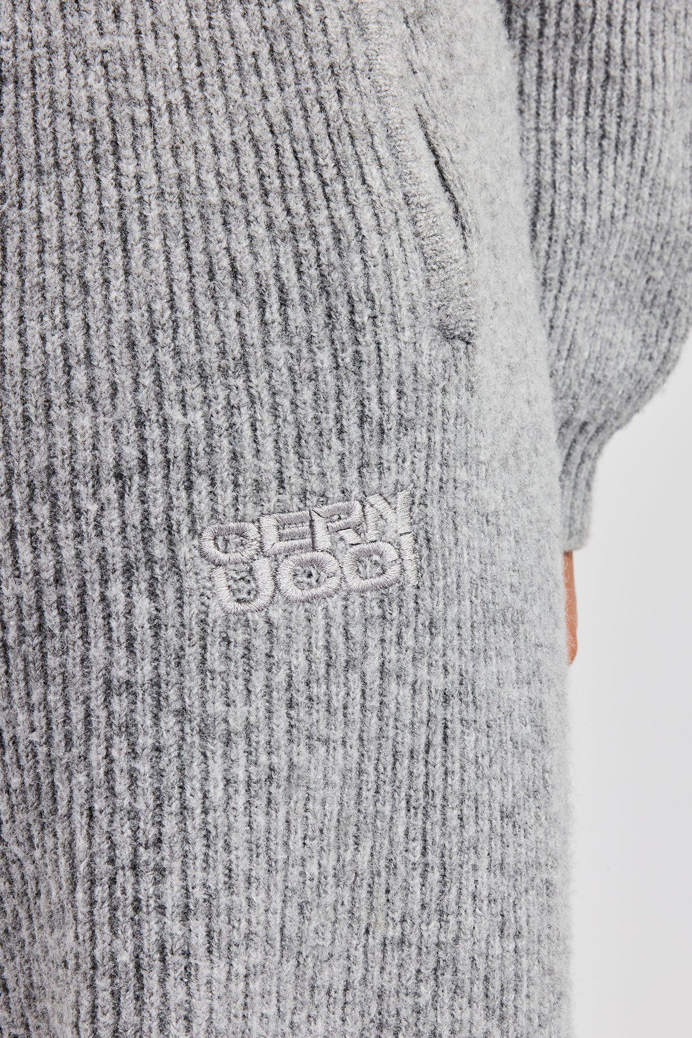 Gestrickte Hose mit geradem Bein - Grau