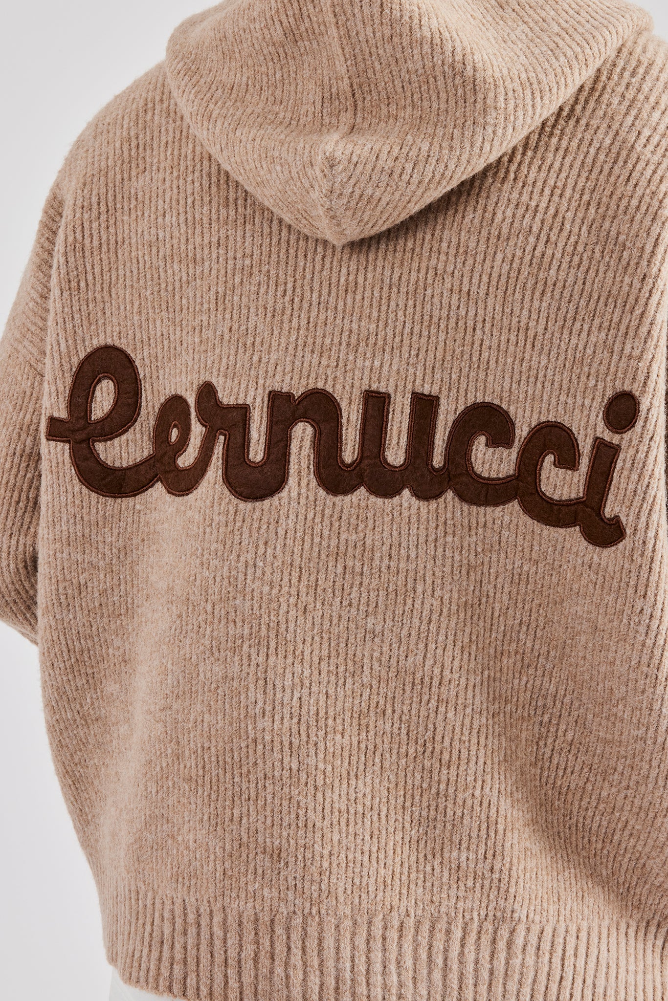 Farblich abgestimmter Strick-Hoodie mit durchgehendem Reißverschluss - Stein