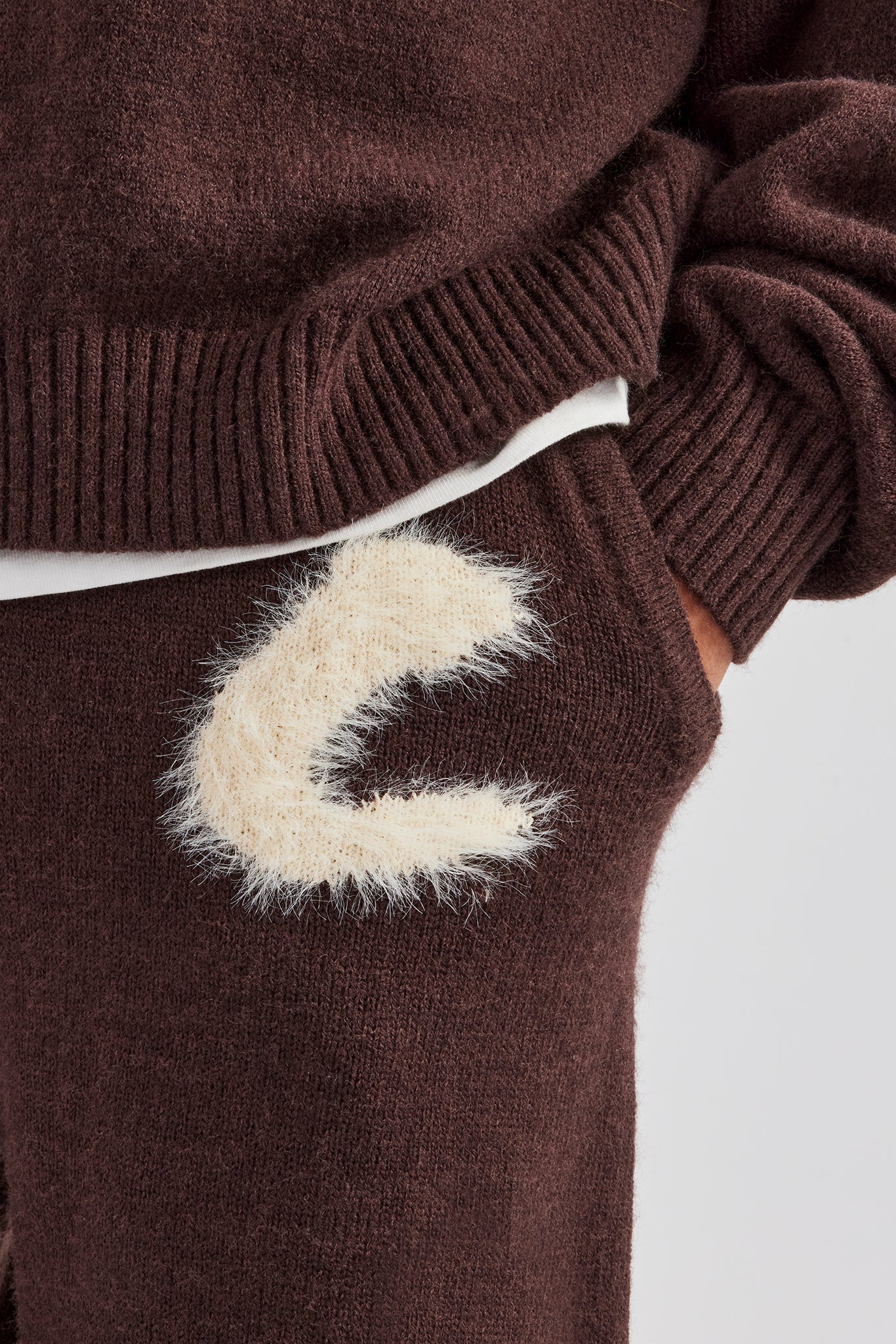 Fluffy Intarsia C Jogger – Schokolade