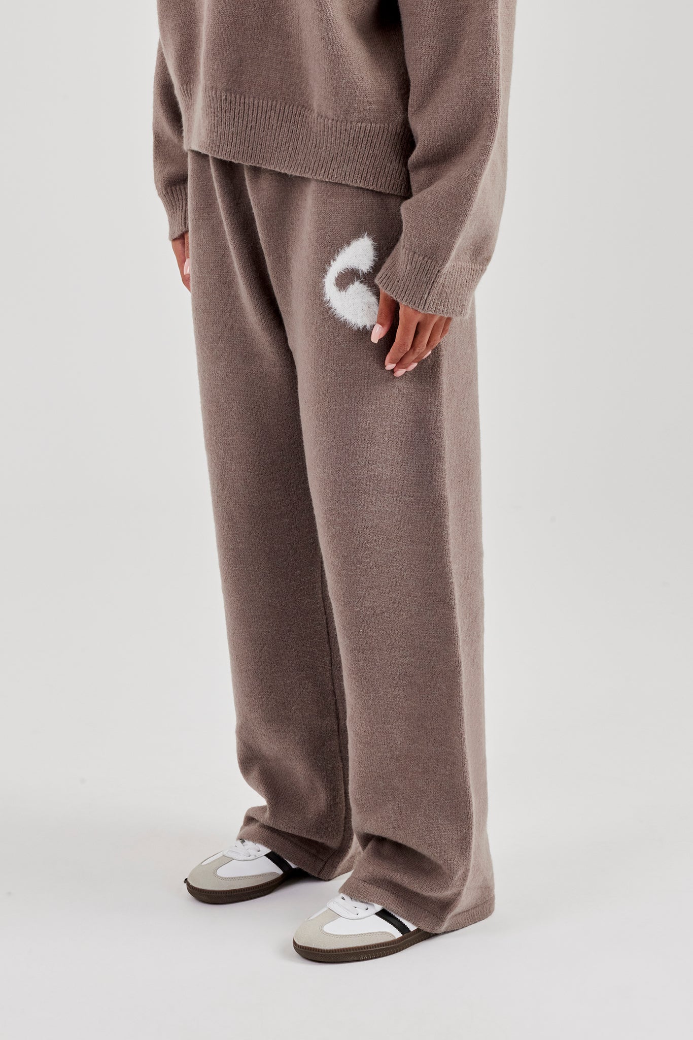 Fluffy Intarsia Wide Leg Jogger - Taupe