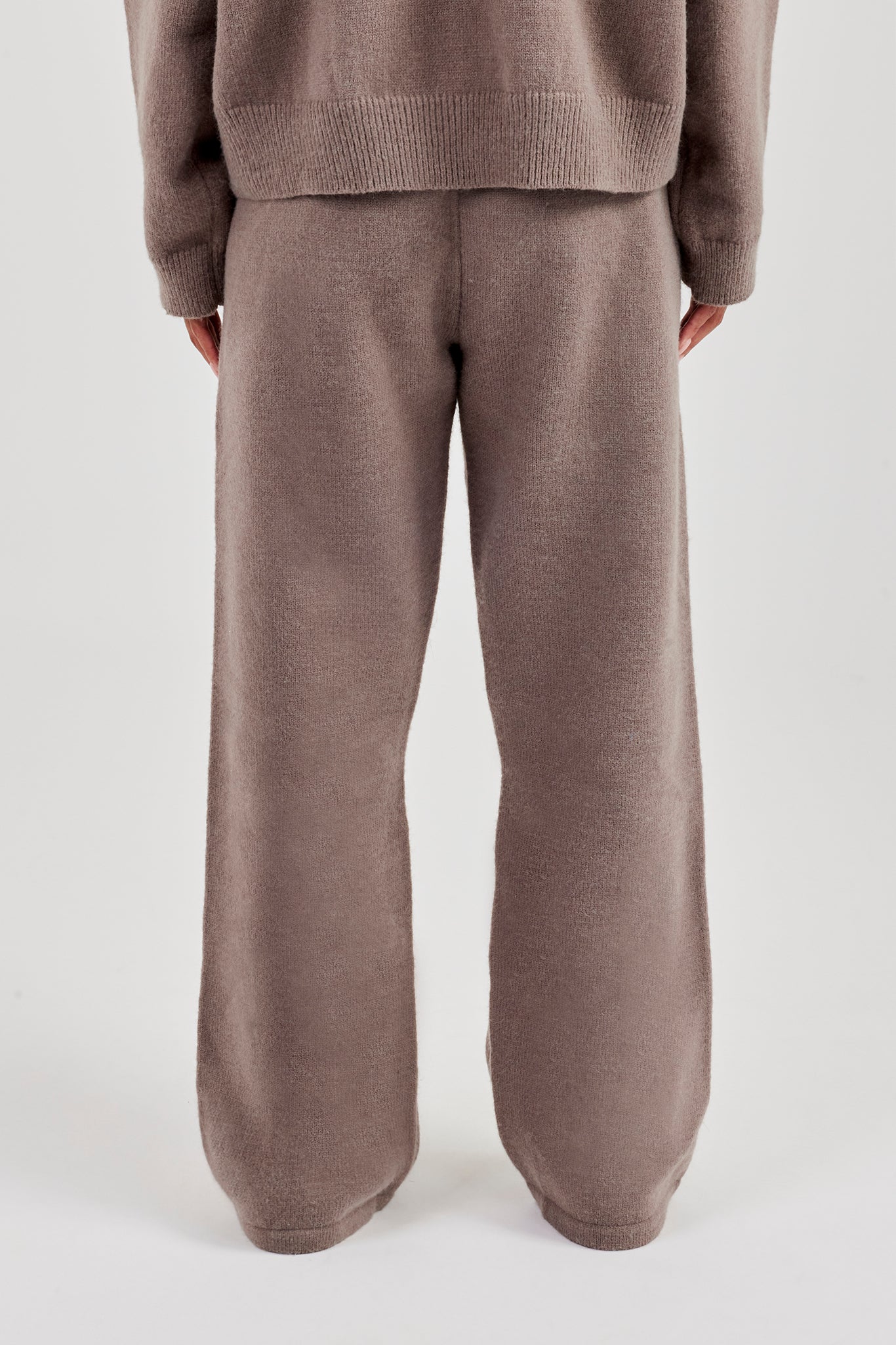 Fluffy Intarsia Wide Leg Jogger - Taupe