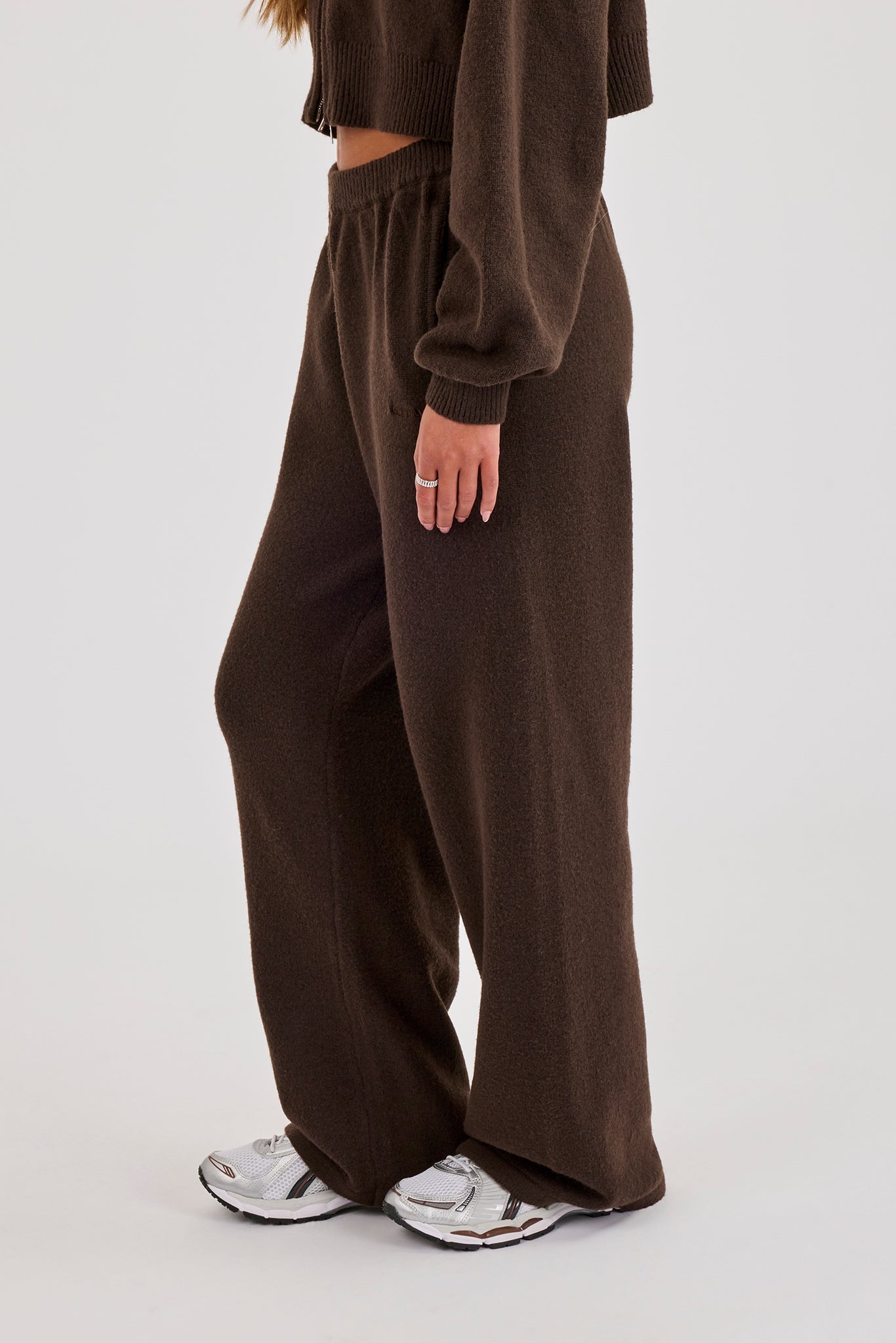 Cernucci Knitted Logo Wide Leg Jogger - Chocolate