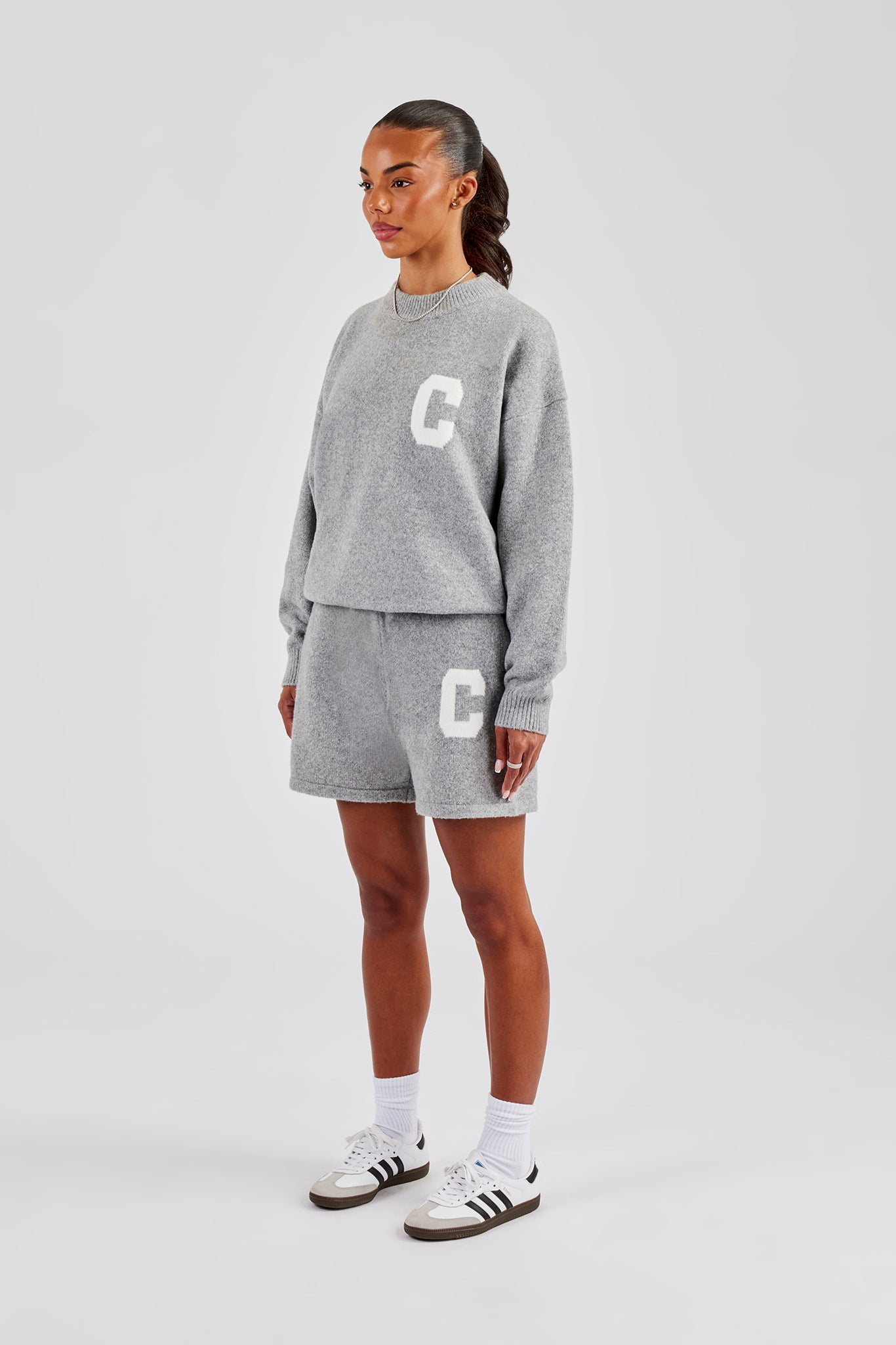 C Knitted Sweatshirt & Shorts - Grey