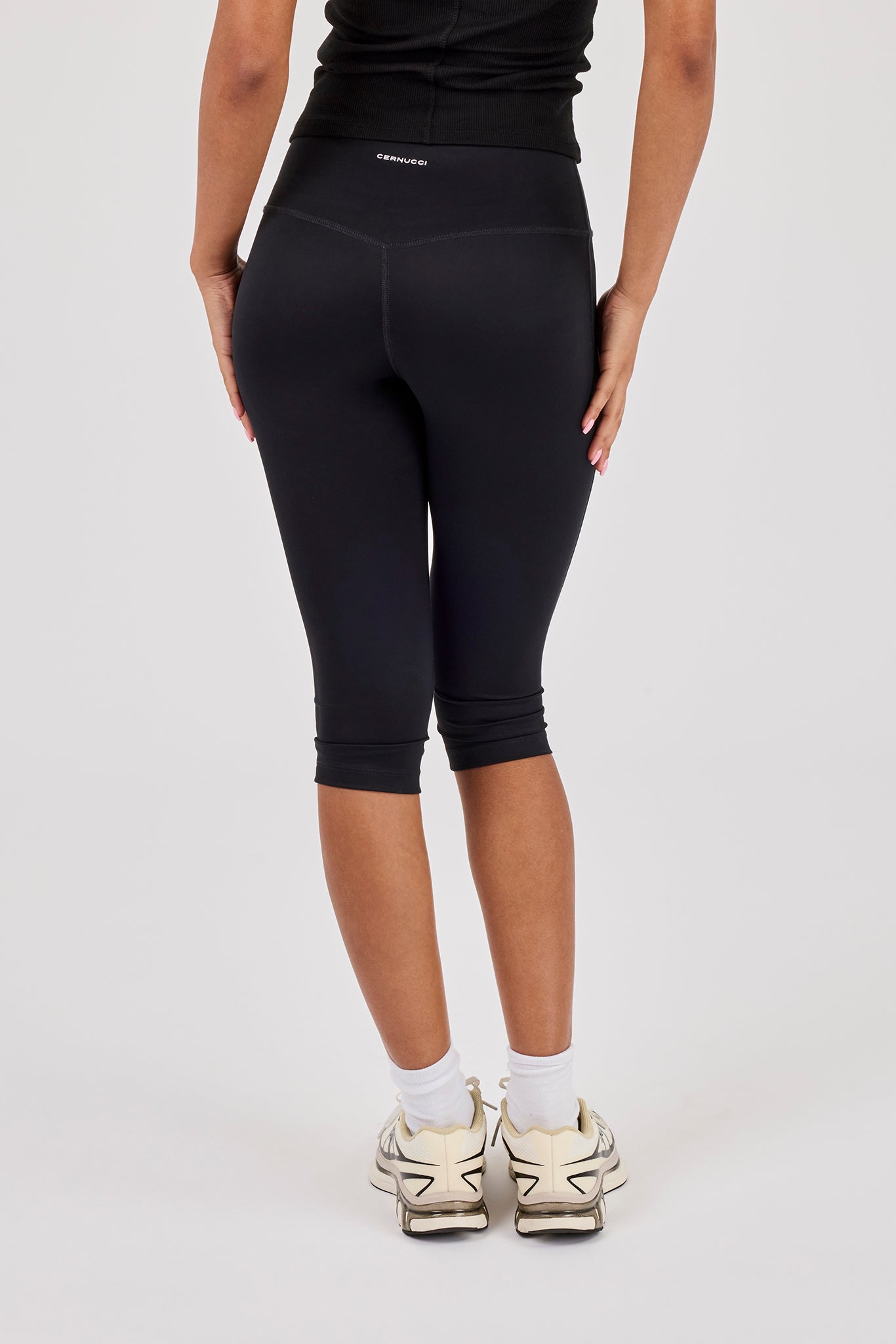 Technical Capri Pant - Black