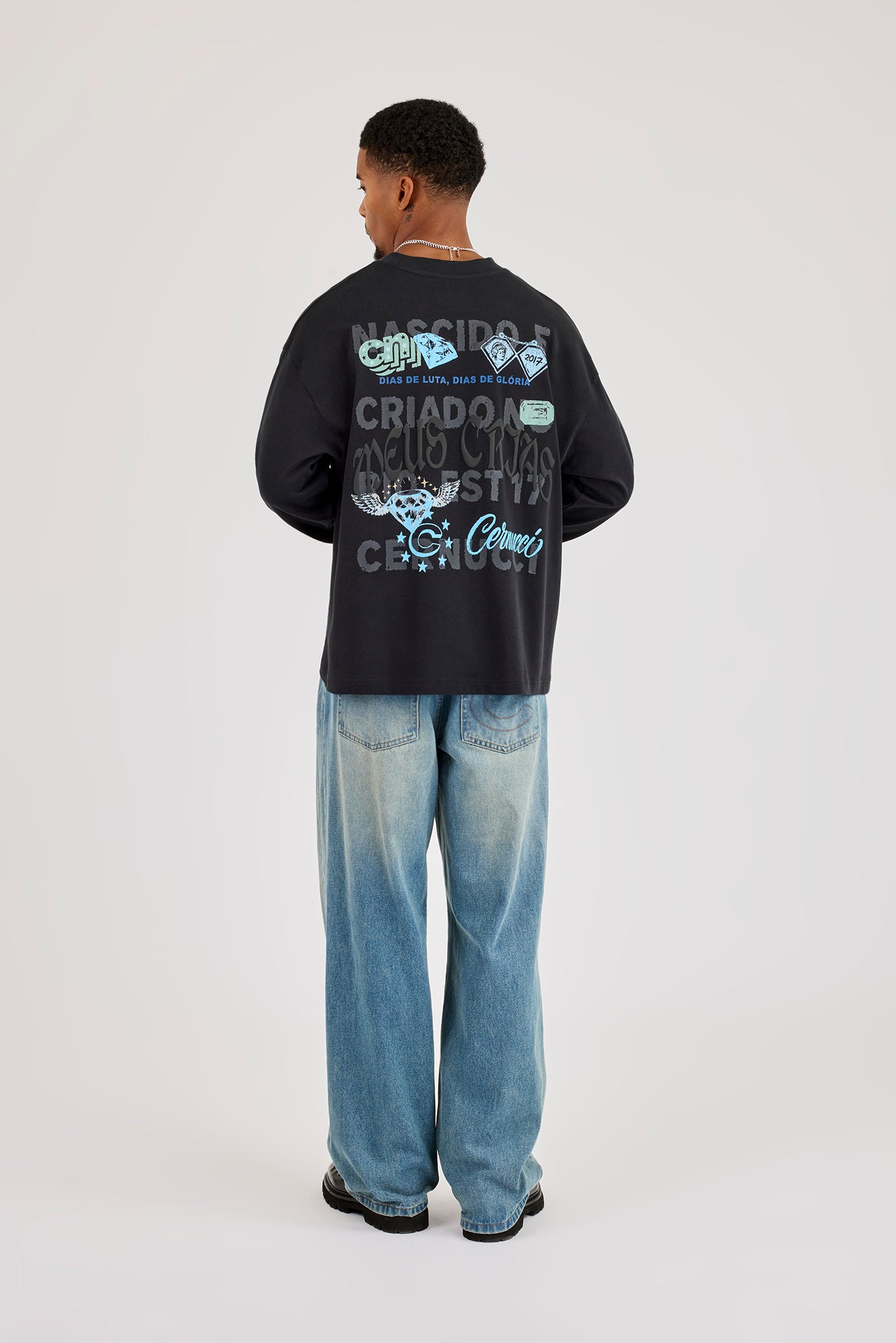 Long Sleeve Meus Crias T-Shirt - Black