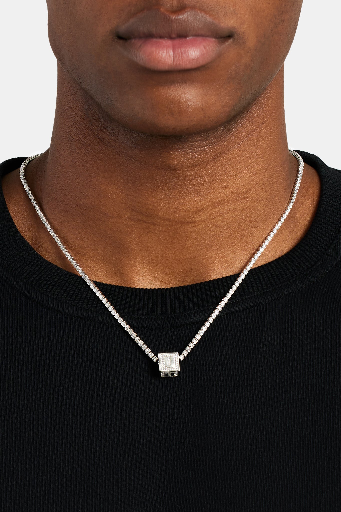 Iced U Buchstabe Block Anhänger