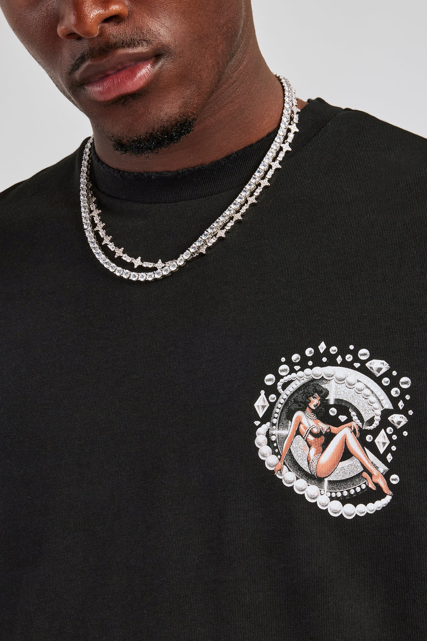 Pearl and Diamond C Graphic Oversized T-Shirt - Black | Mens Tees