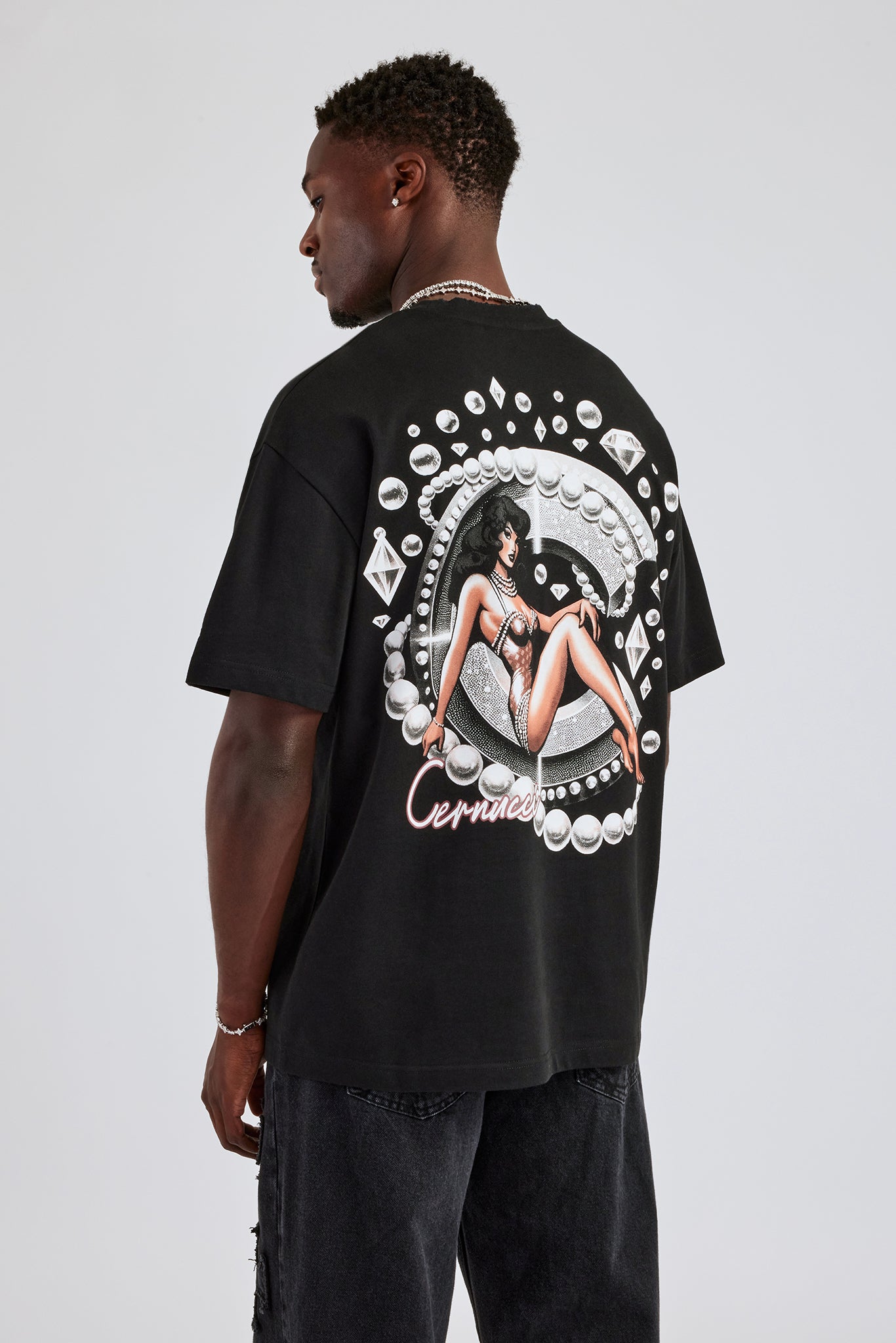 Pearl and Diamond C Graphic Oversized T-Shirt - Black | Mens Tees