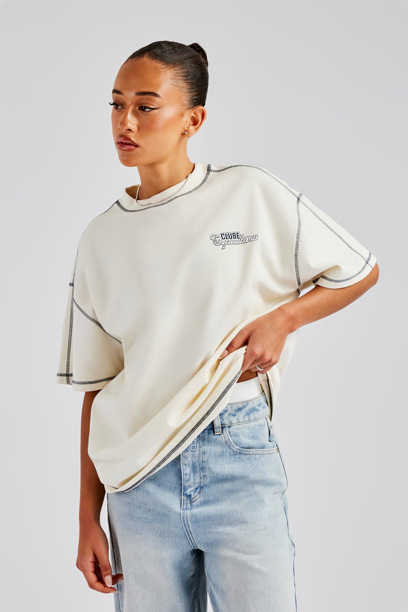 Clube Coacabana Contrast Stitch T-Shirt - Off White | Womens Tees