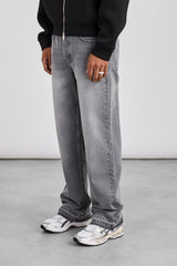 Jeans mit lässigem, offenem Saum – Verwaschenes Grau