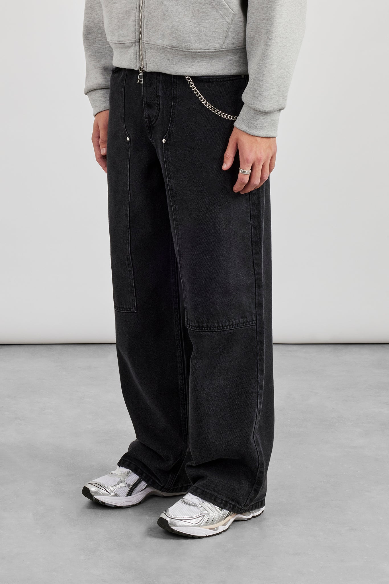 Baggy Carpenter Jeans – Verwaschenes Schwarz