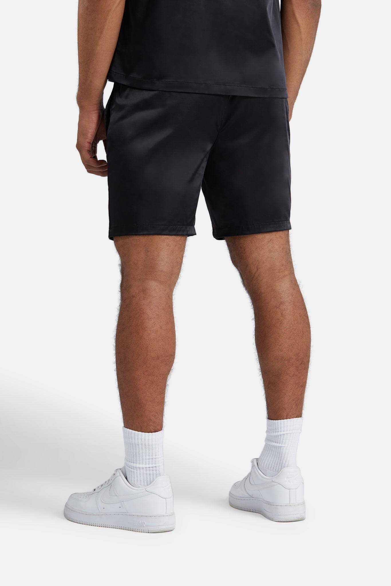 Schwere Satin-Shorts - Schwarz